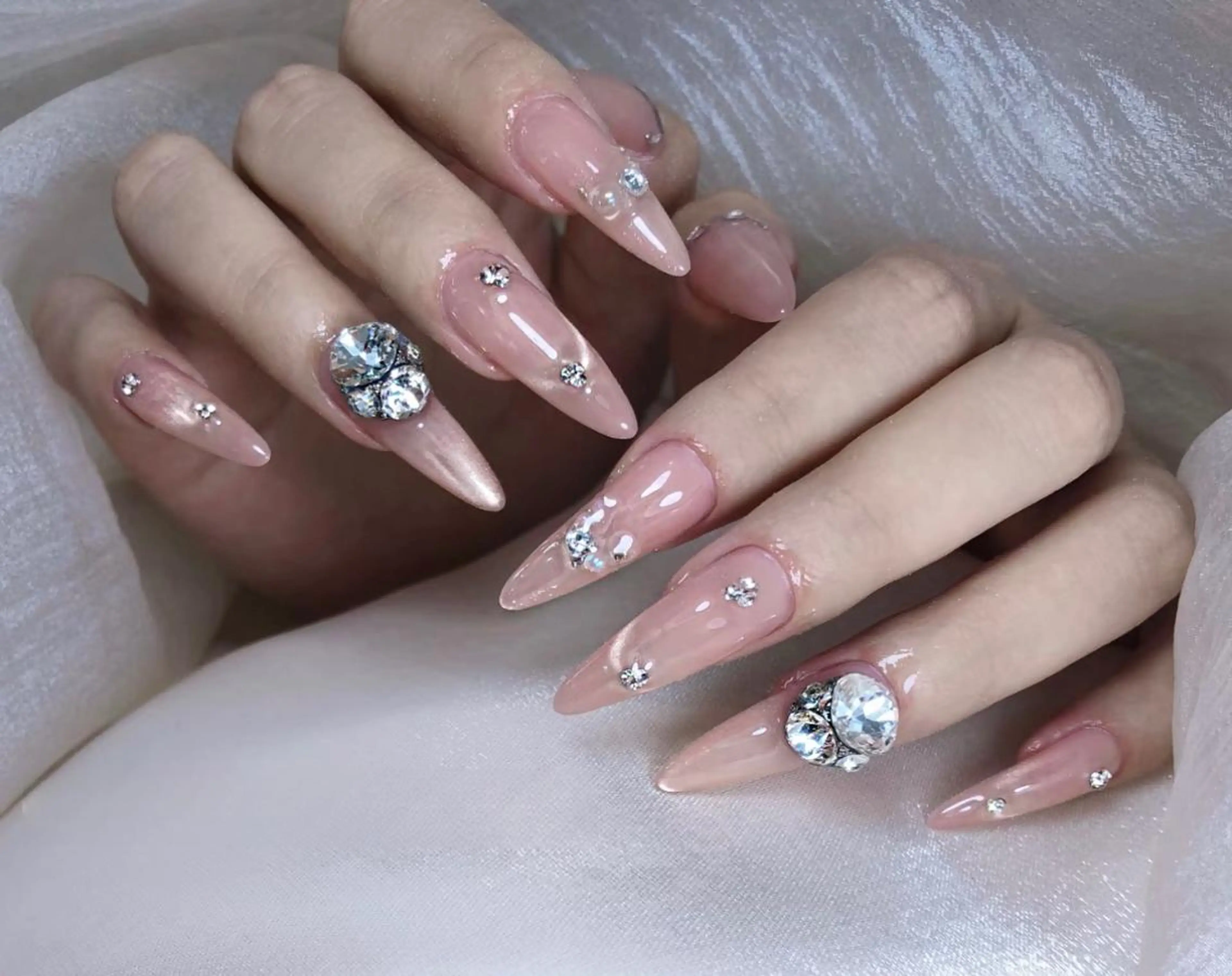 ネイル ハンドネイル 🍑 momo_nailのネイルデザイン