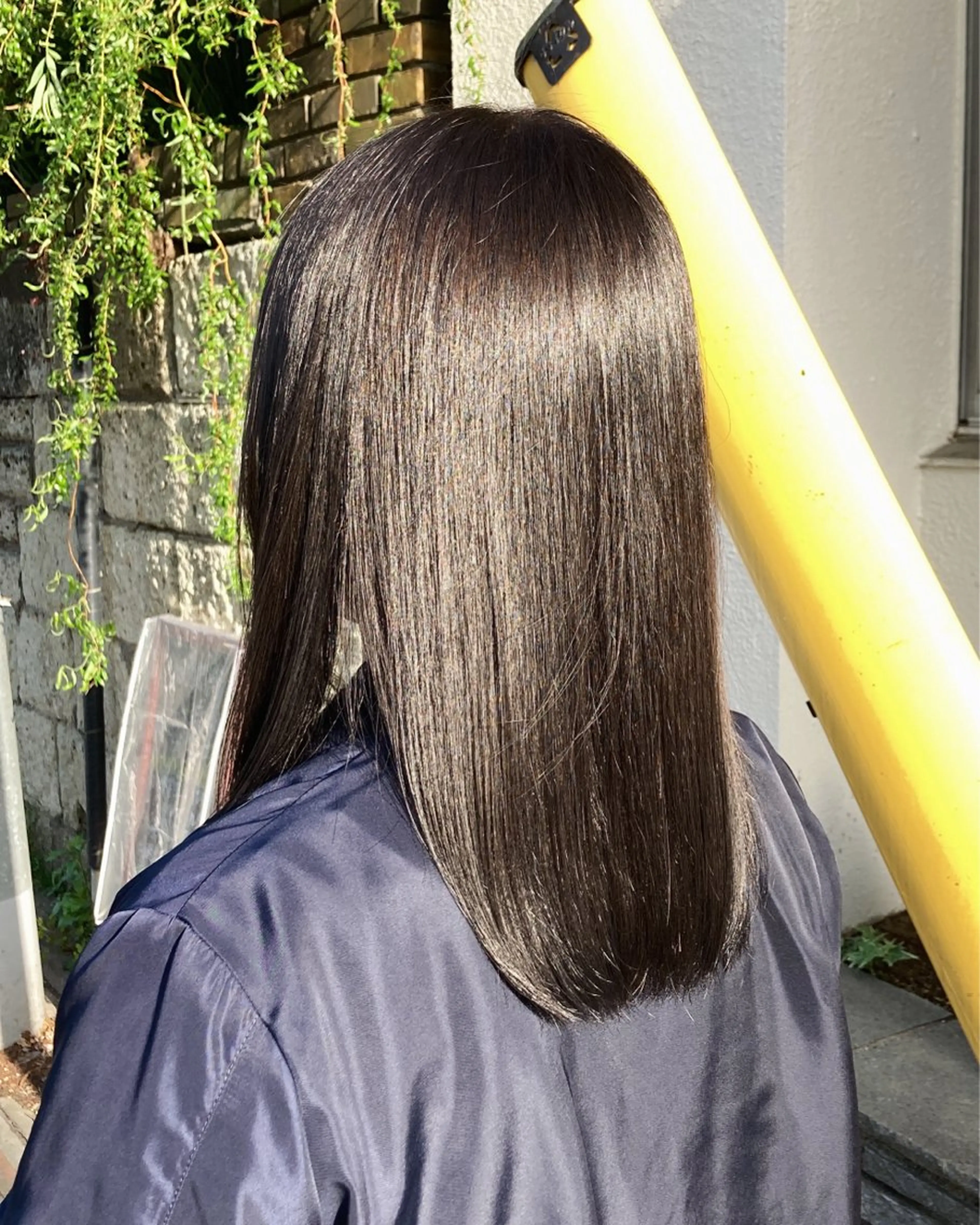 ミディアム カラー ブラウンカラー オリーブブラウン ヘアカラー トリートメント ヘアセット 丸みショート🌙 タッセルボブ/井上翔のヘアスタイル