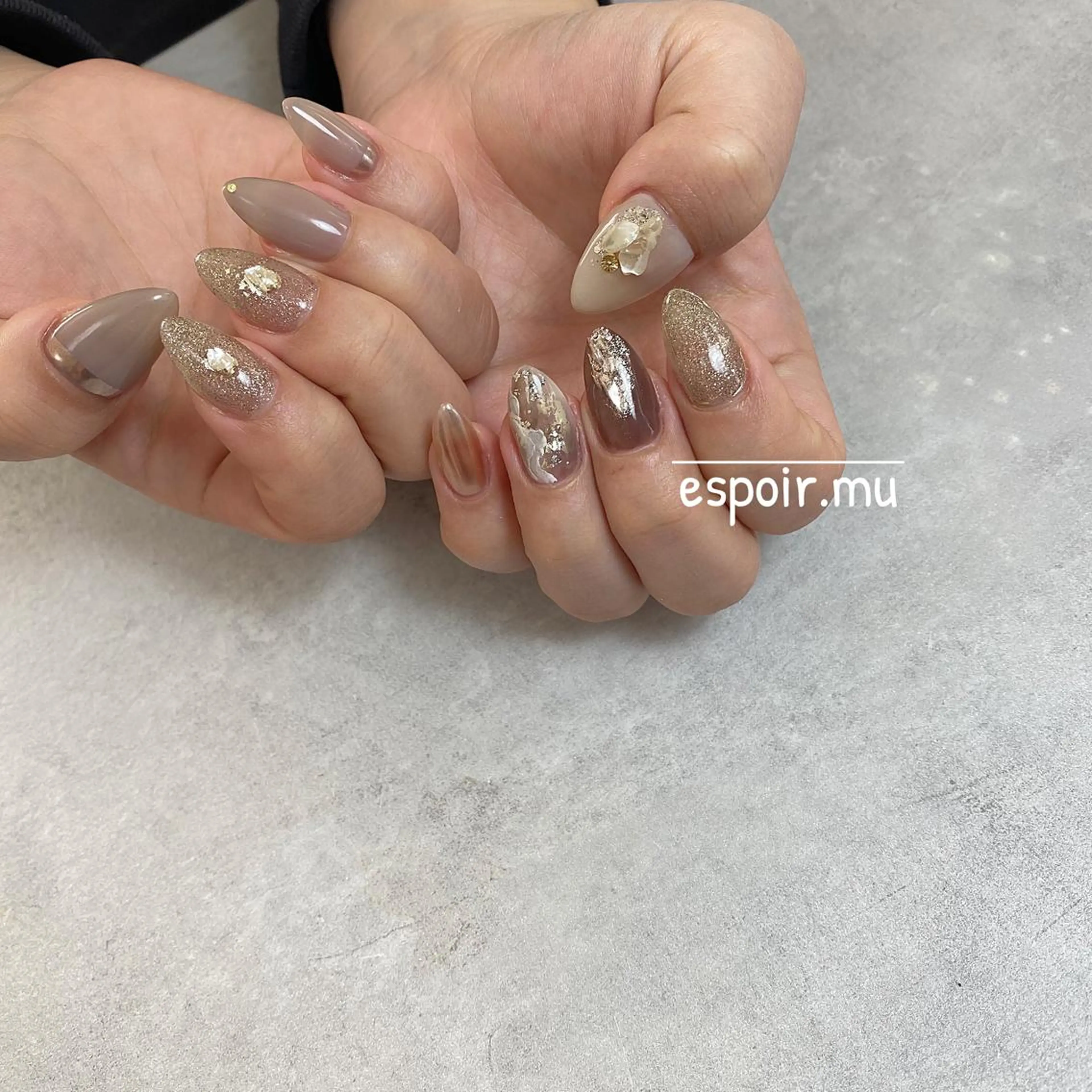 ロング ネイル espoir. muのネイルデザイン