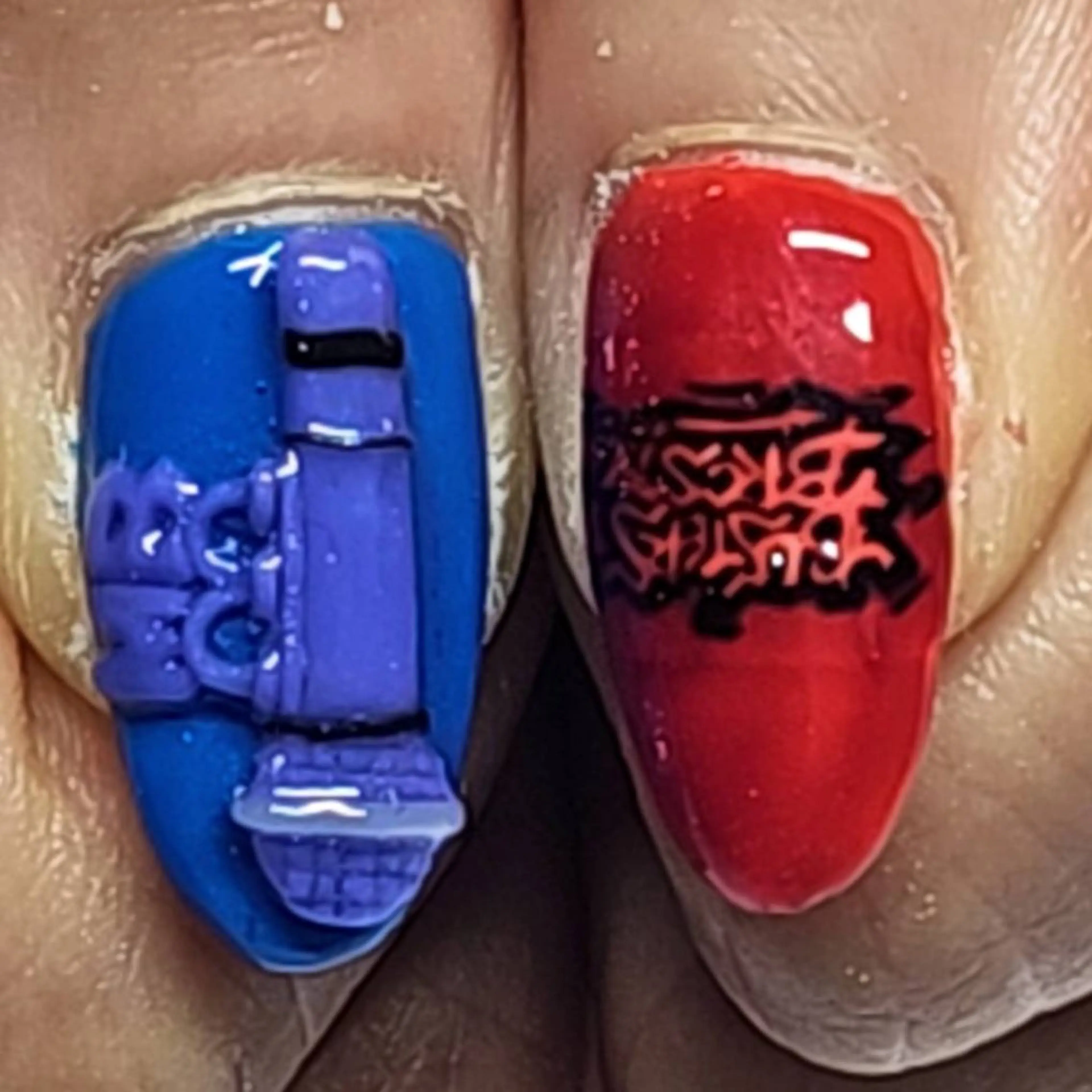 ネイル アートネイル ブルー 赤色 ハンドネイル よしだ ひろきのネイルデザイン