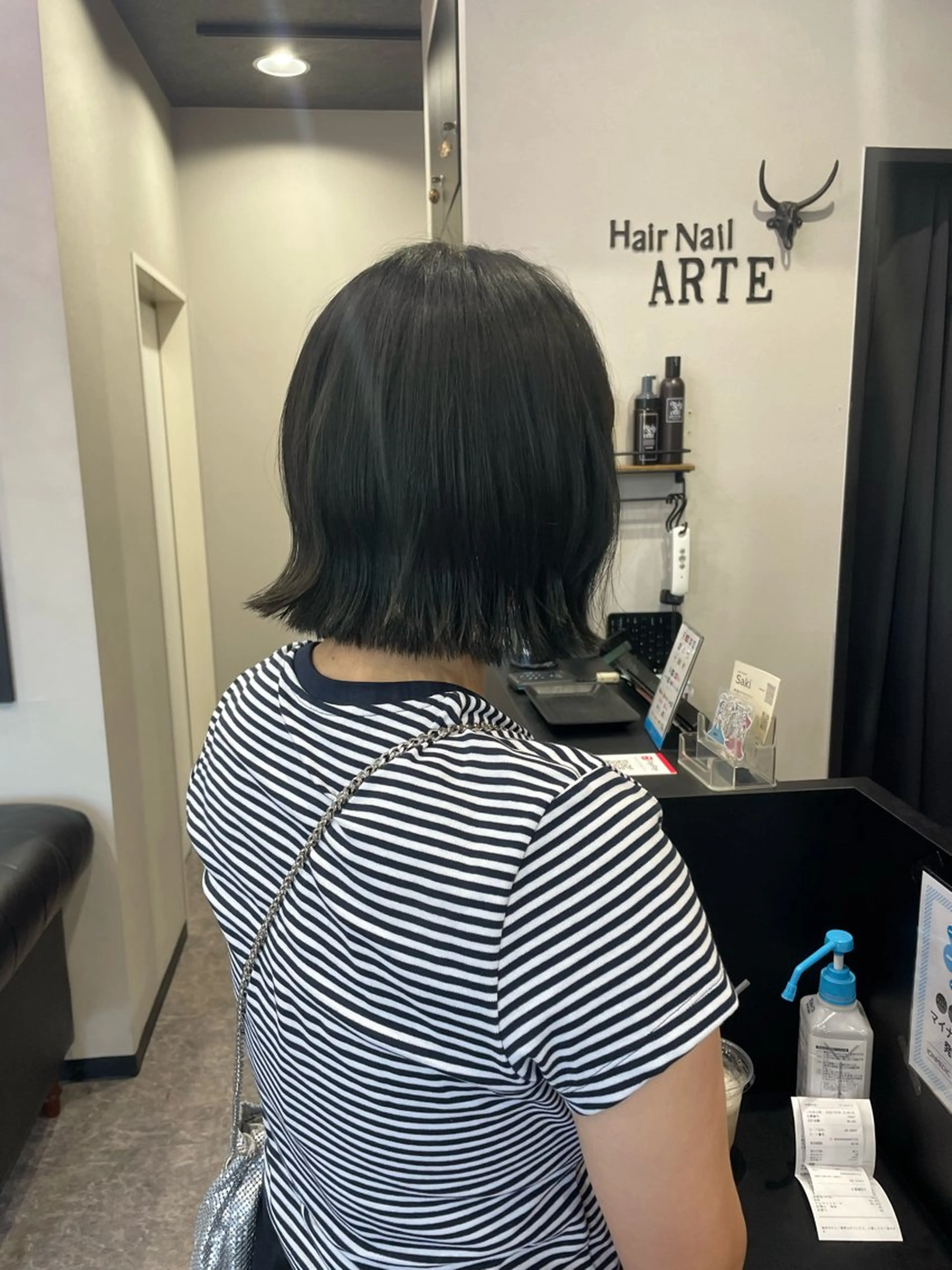 ミディアム カット ヘアカラー 友滝 真菜美のヘアスタイル