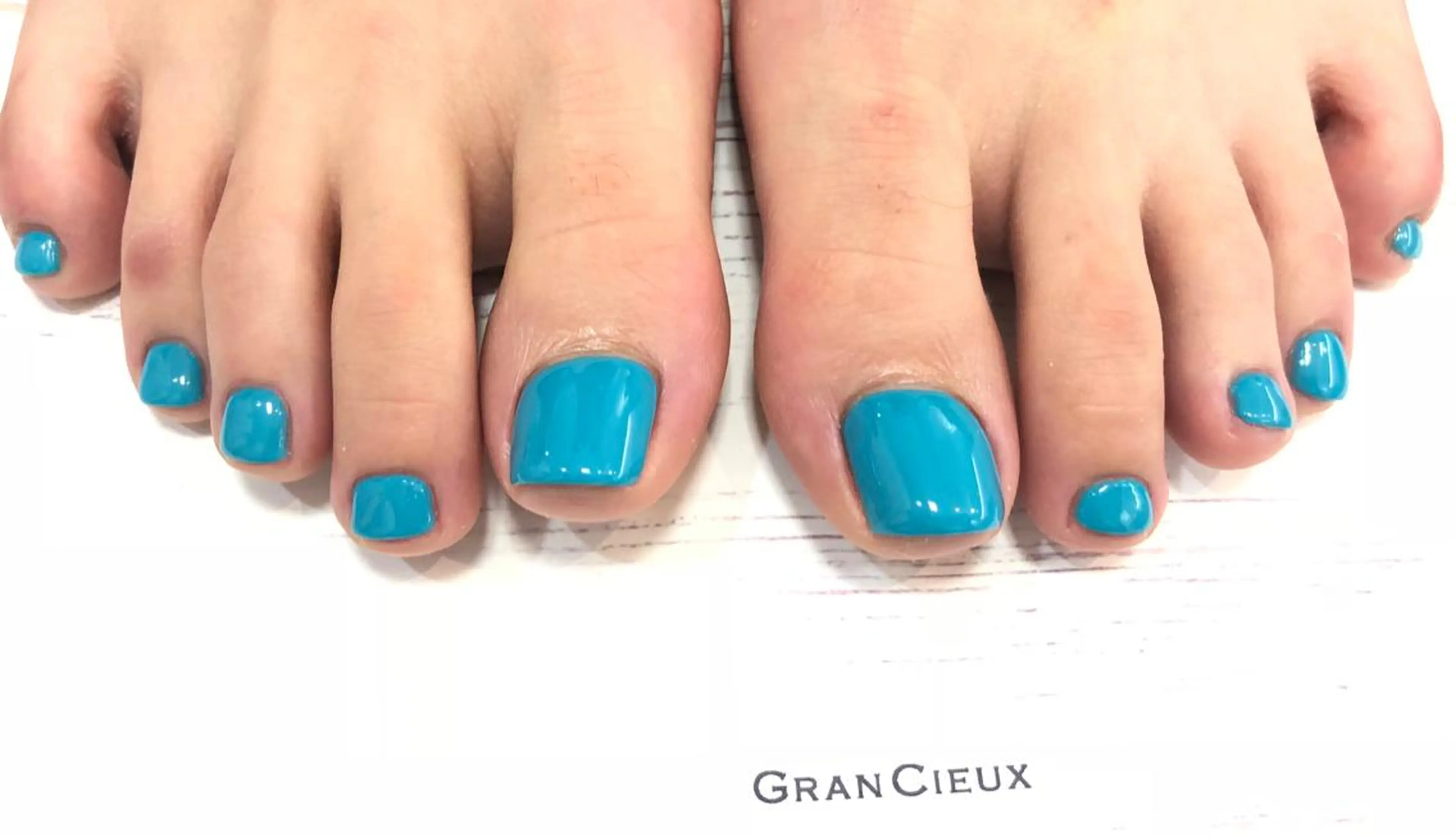 ネイル フットネイル ワンカラーネイル nuk.所属・坂本 萌のネイルデザイン