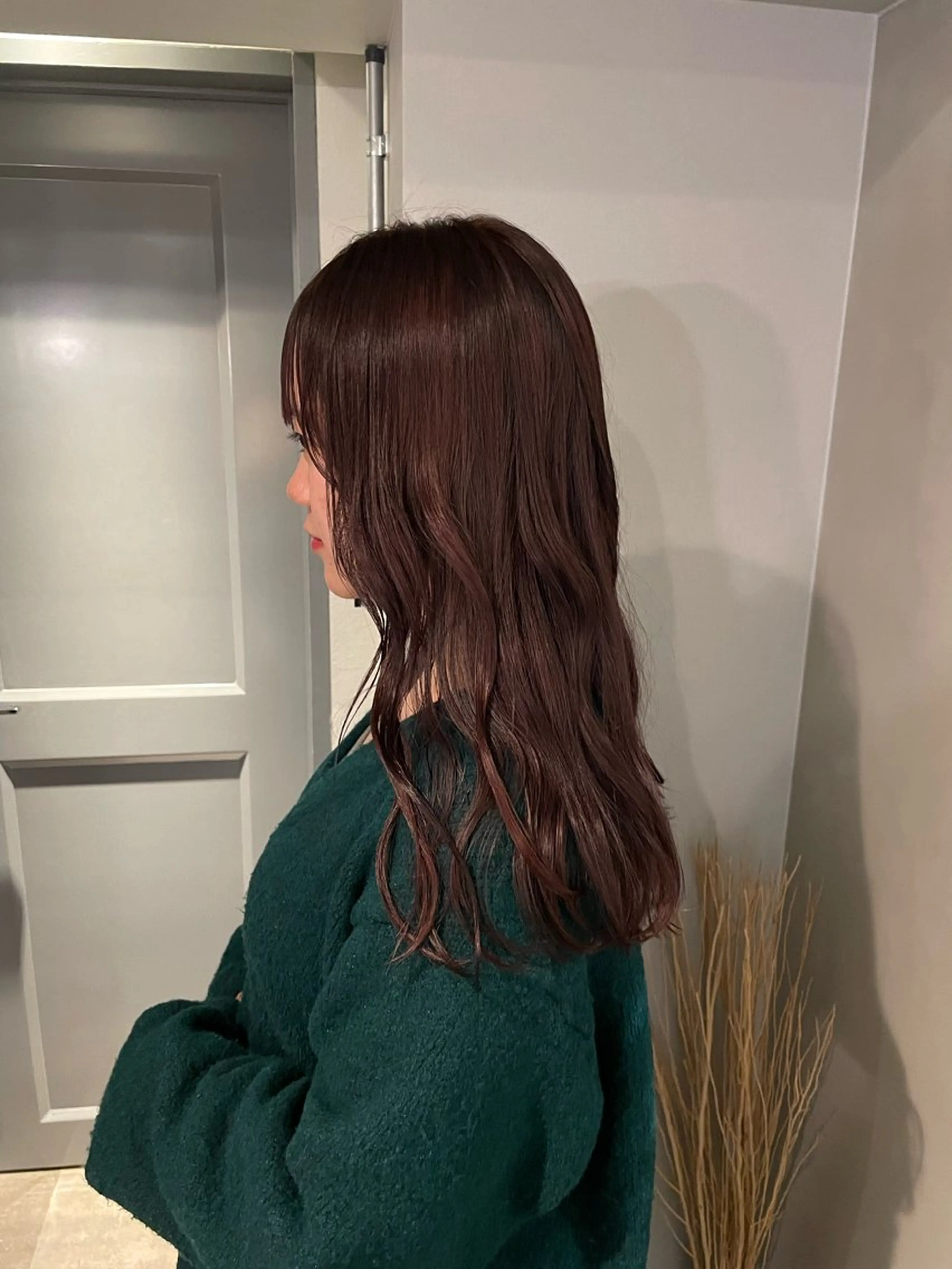 ロング 伊藤 愛里のヘアスタイル