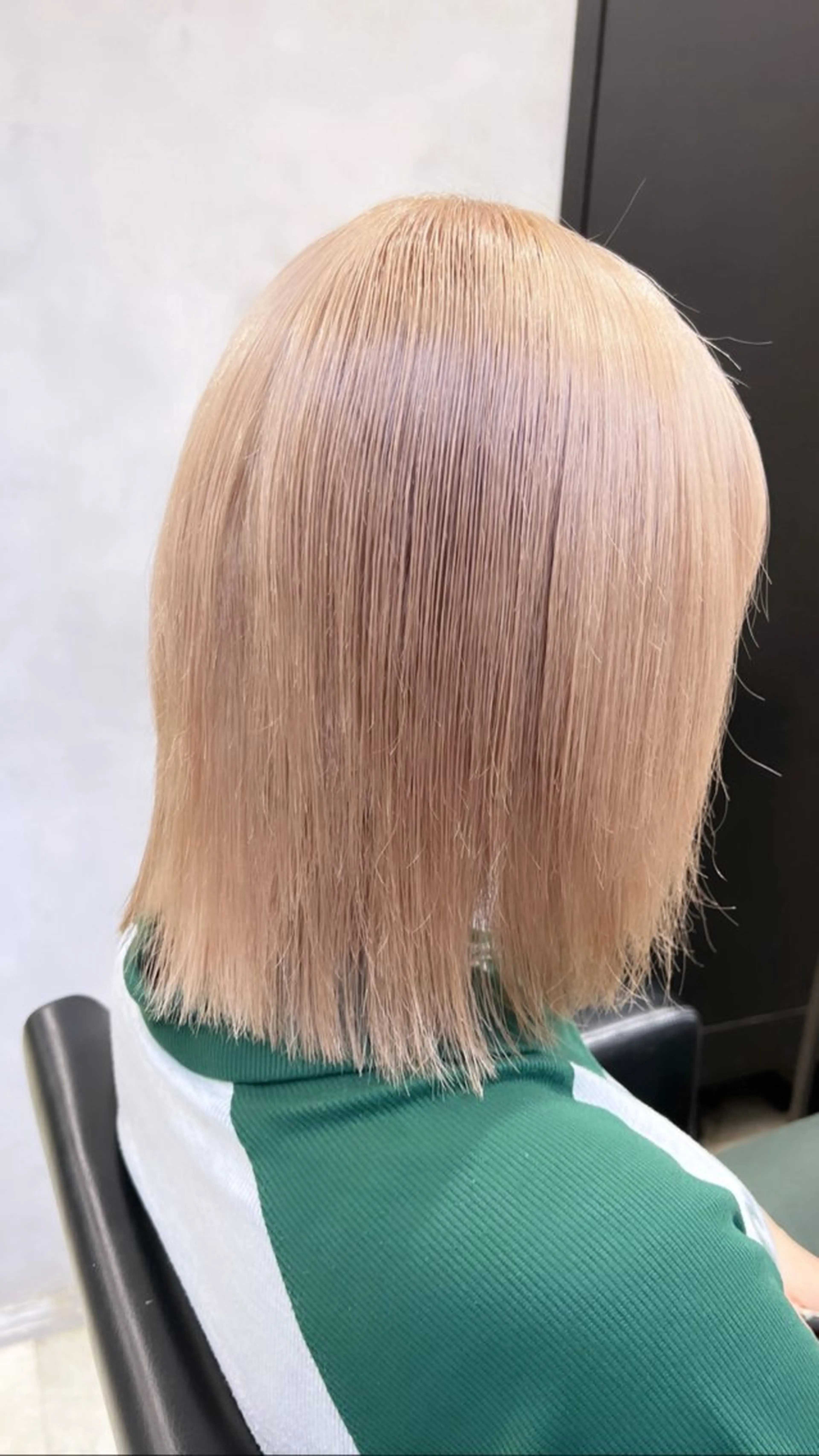 ショート カラー カラースペシャリスト ・齊藤 羽瑠輝のヘアスタイル