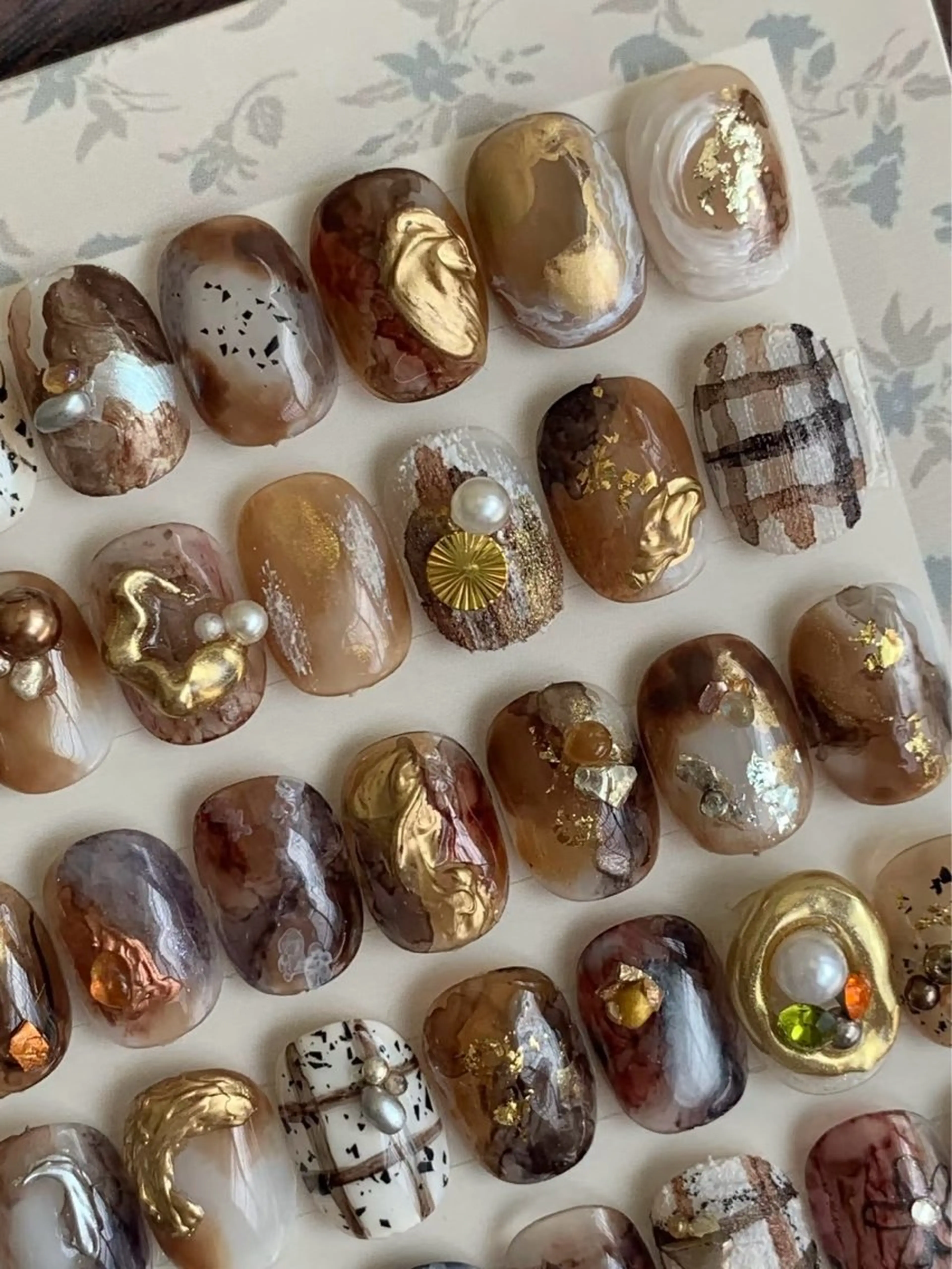 ネイル ニュアンスネイル ネイリスト ミクのネイルデザイン