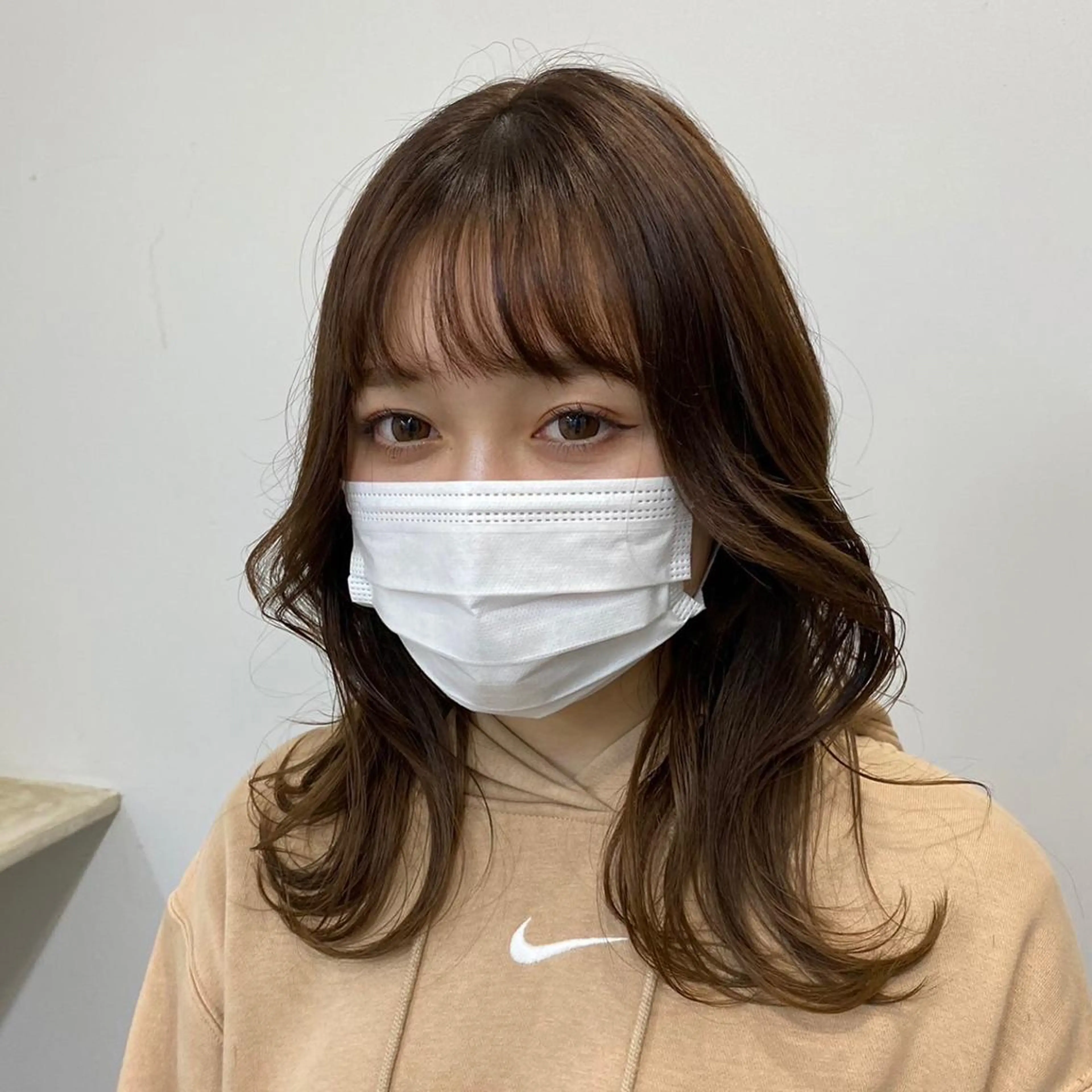 ミディアム カラー パーマ ヘアアレンジ メンズ キッズ ネイル マツエク・マツパ アイブロウ ミディアムパーマ メンズバレイヤージュ メンズブリーチ フェードカット メンズハイライト 髪質改善🇰🇷 レイヤーカット/梅田のヘアスタイル