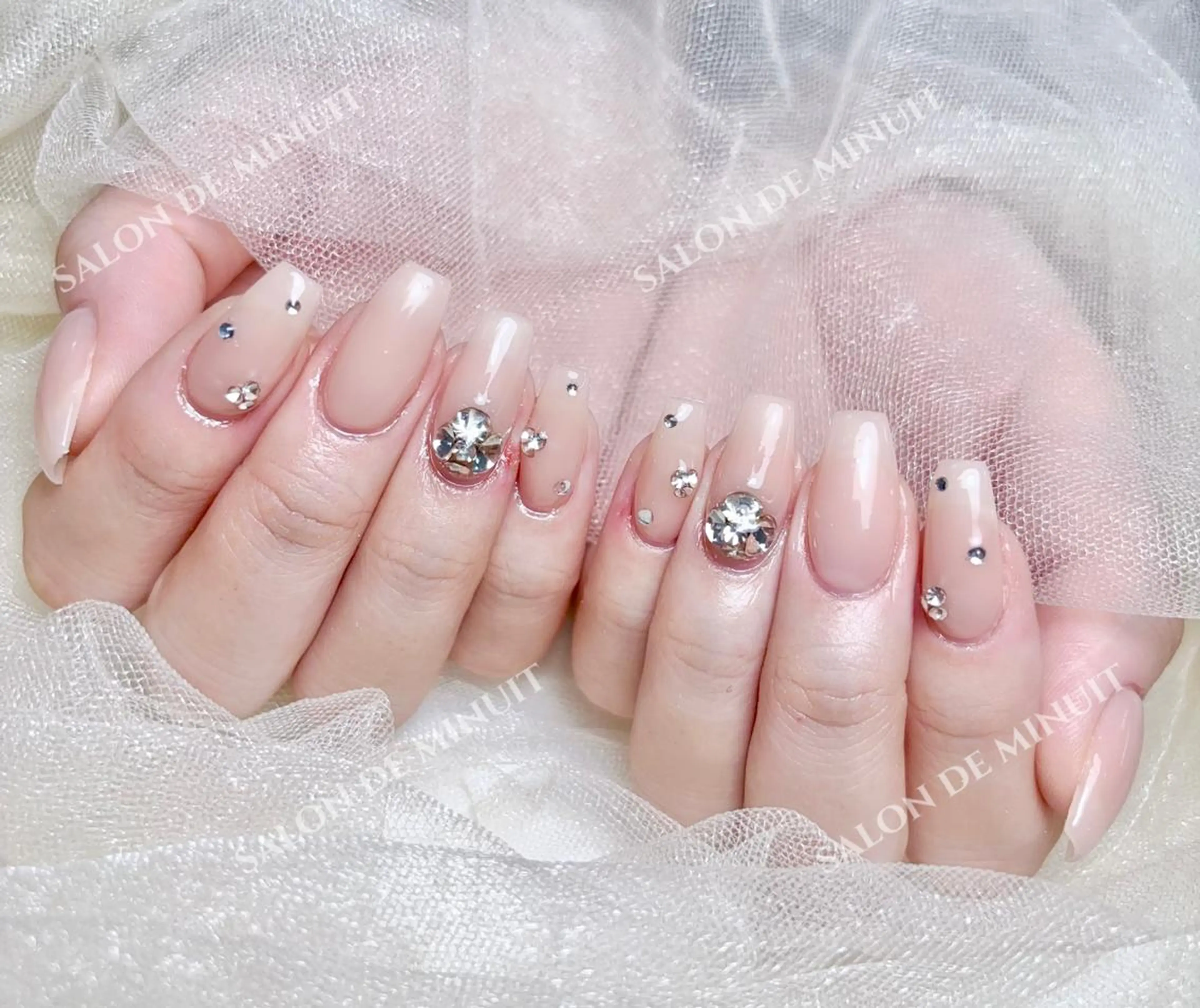 ネイル ハンドネイル ハンドケア Salon de Minuit🦩のネイルデザイン