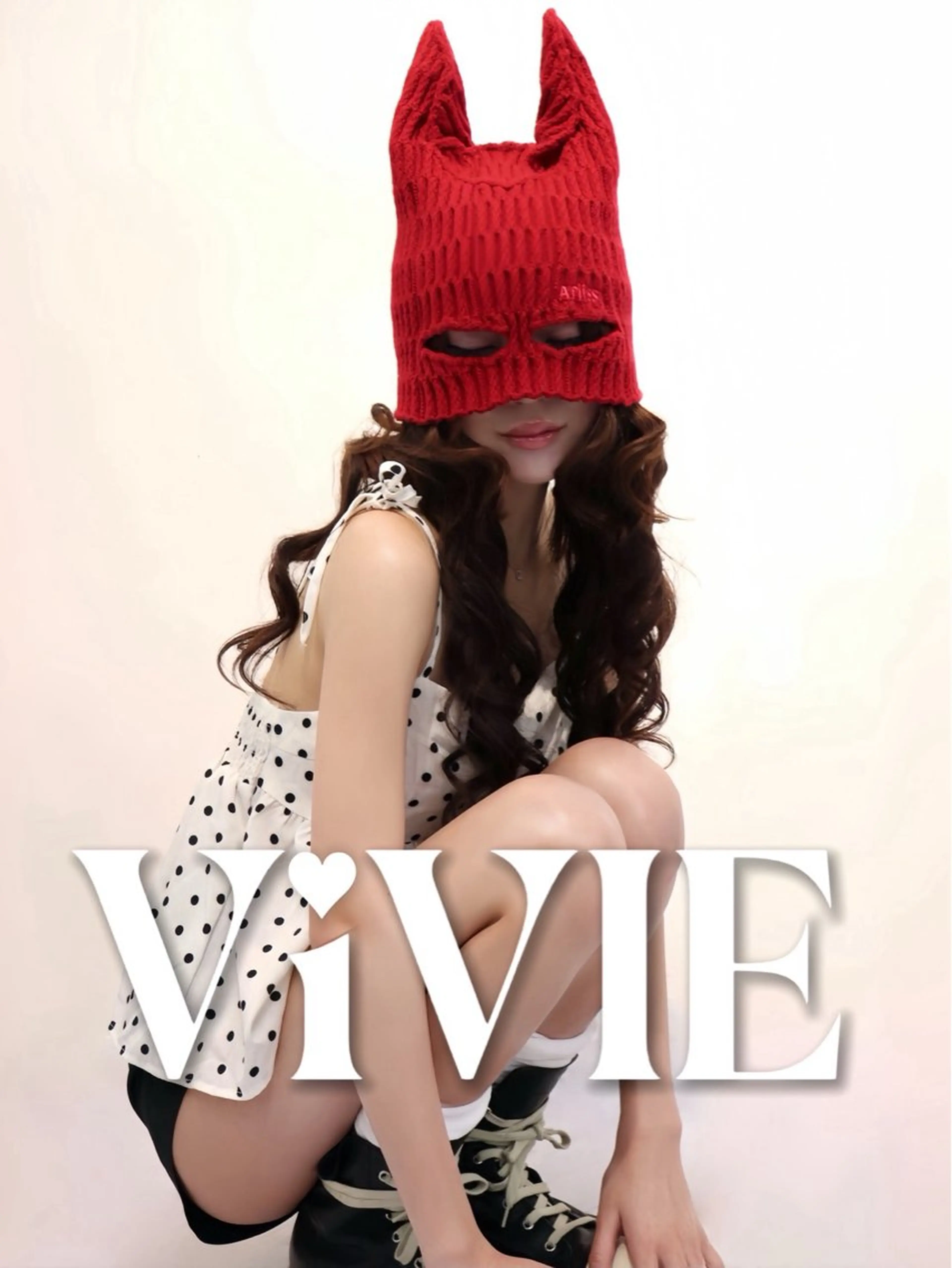 ロング カラー ベージュカラー ブリーチ ケアブリーチ デザインカラー ダブルカラー カット ヘアカラー トリートメント TATSU ミルクティーベージュのヘアスタイル