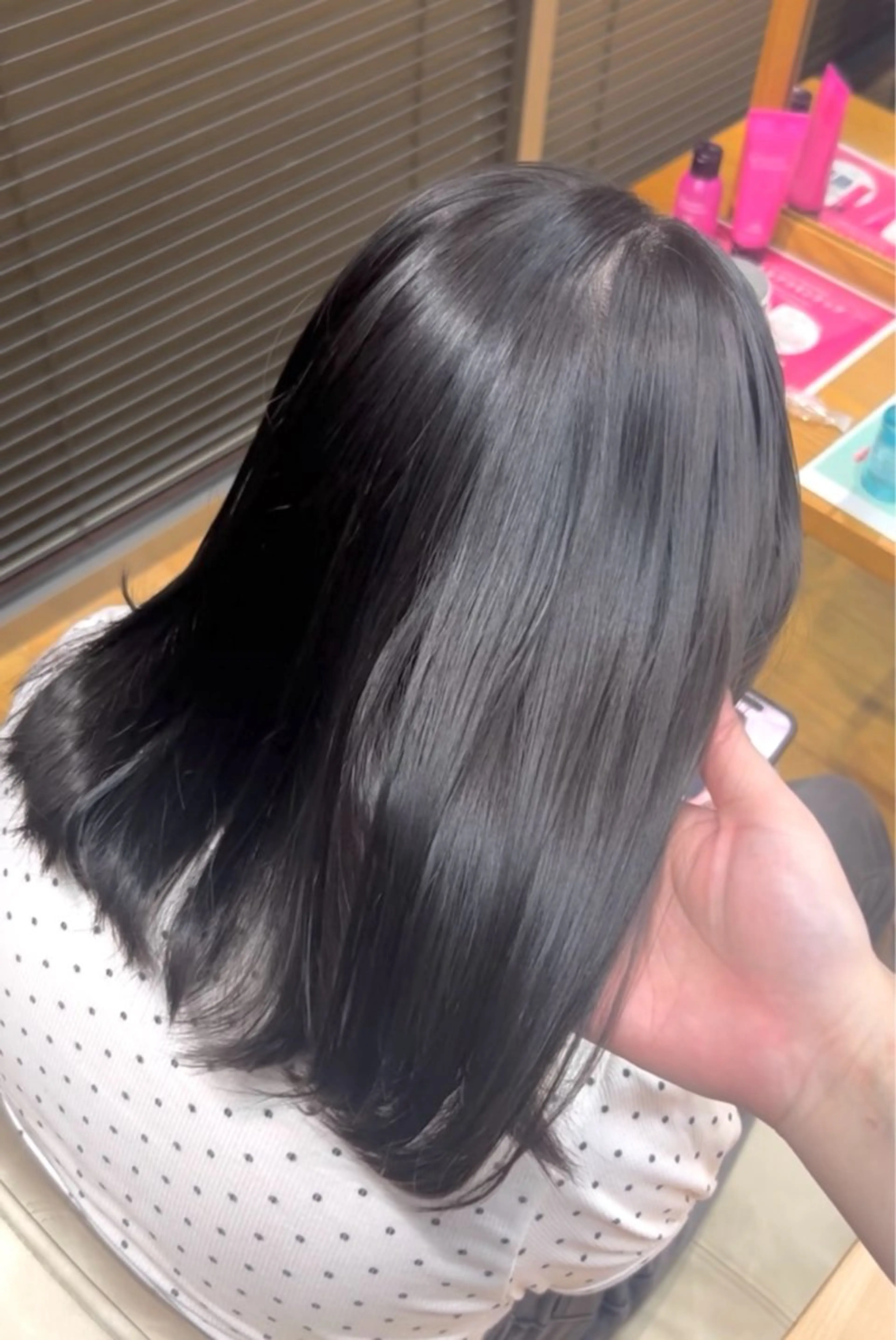 ショート カラー ハイトーン、カラー 特化⟡.·すわ☁️のヘアスタイル