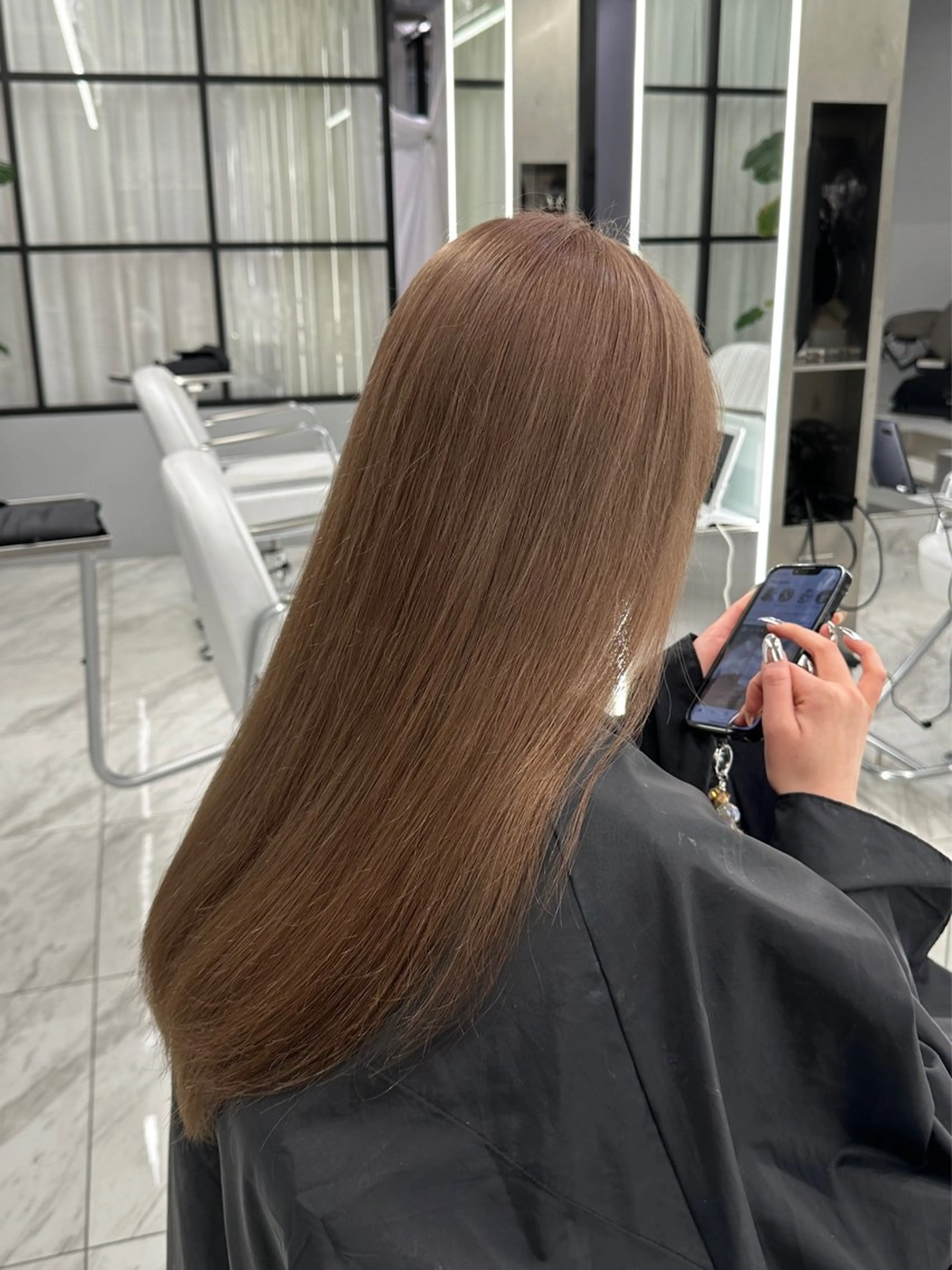 ロング カラー ブリーチ ケアカラー ブリーチなしカラー 韓国風ヘア レイヤーカット ヘアカラー 新宿ケアブリーチ 稲垣颯太のヘアスタイル