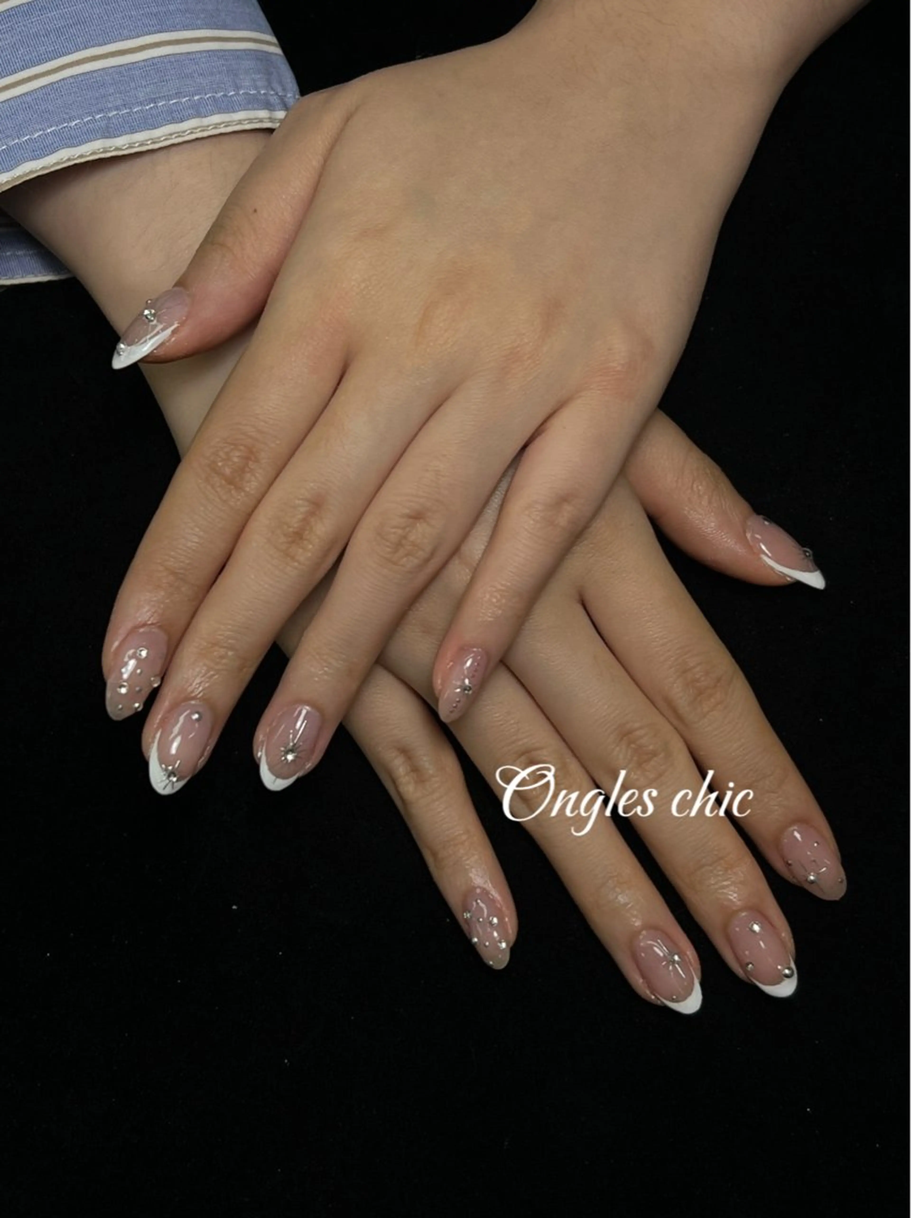 ネイル ハンドネイル ハンドケア ongles chicのネイルデザイン