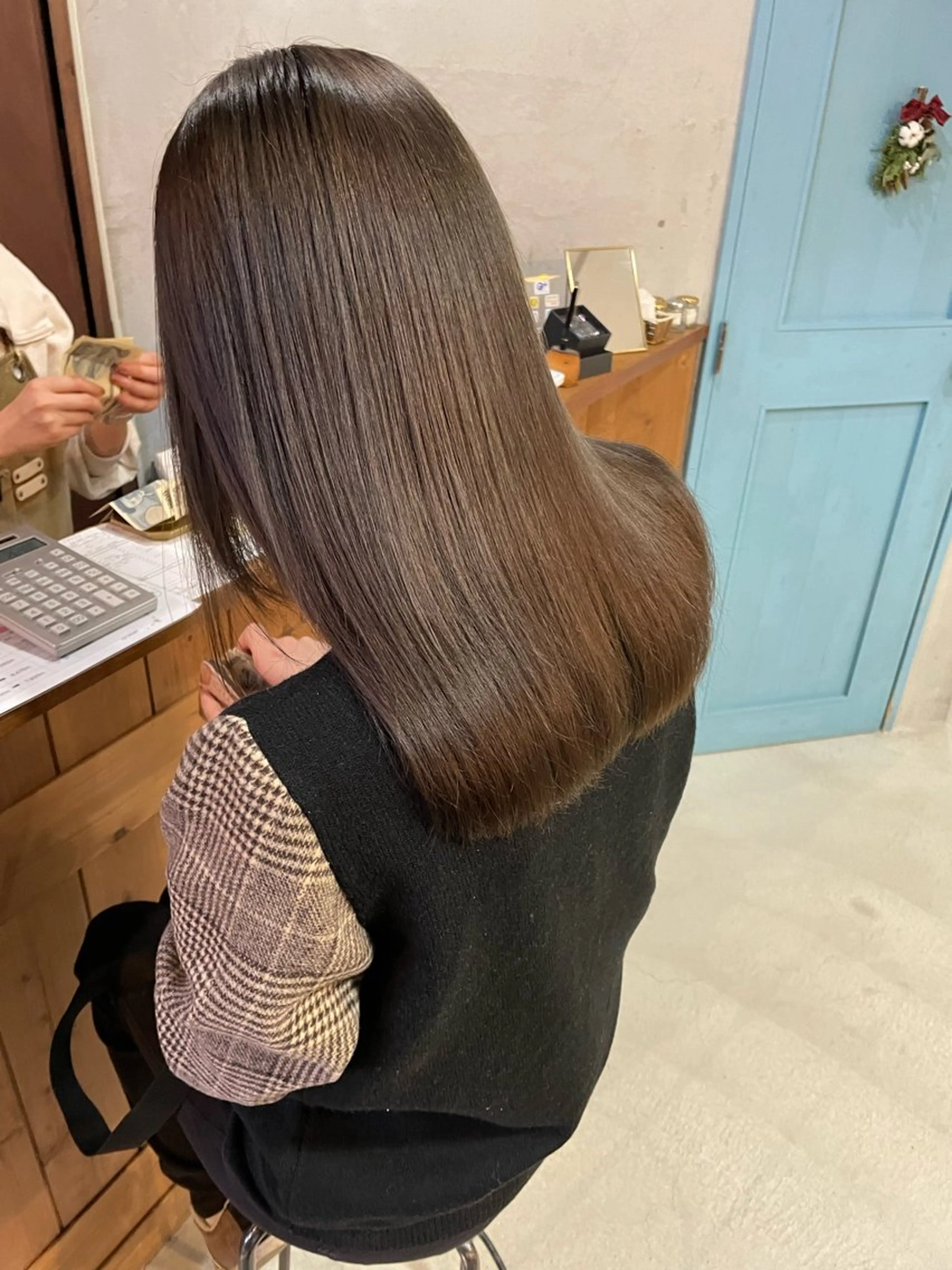 セミロング カラー カット ヘアカラー 縮毛矯正 石田 まいやのヘアスタイル