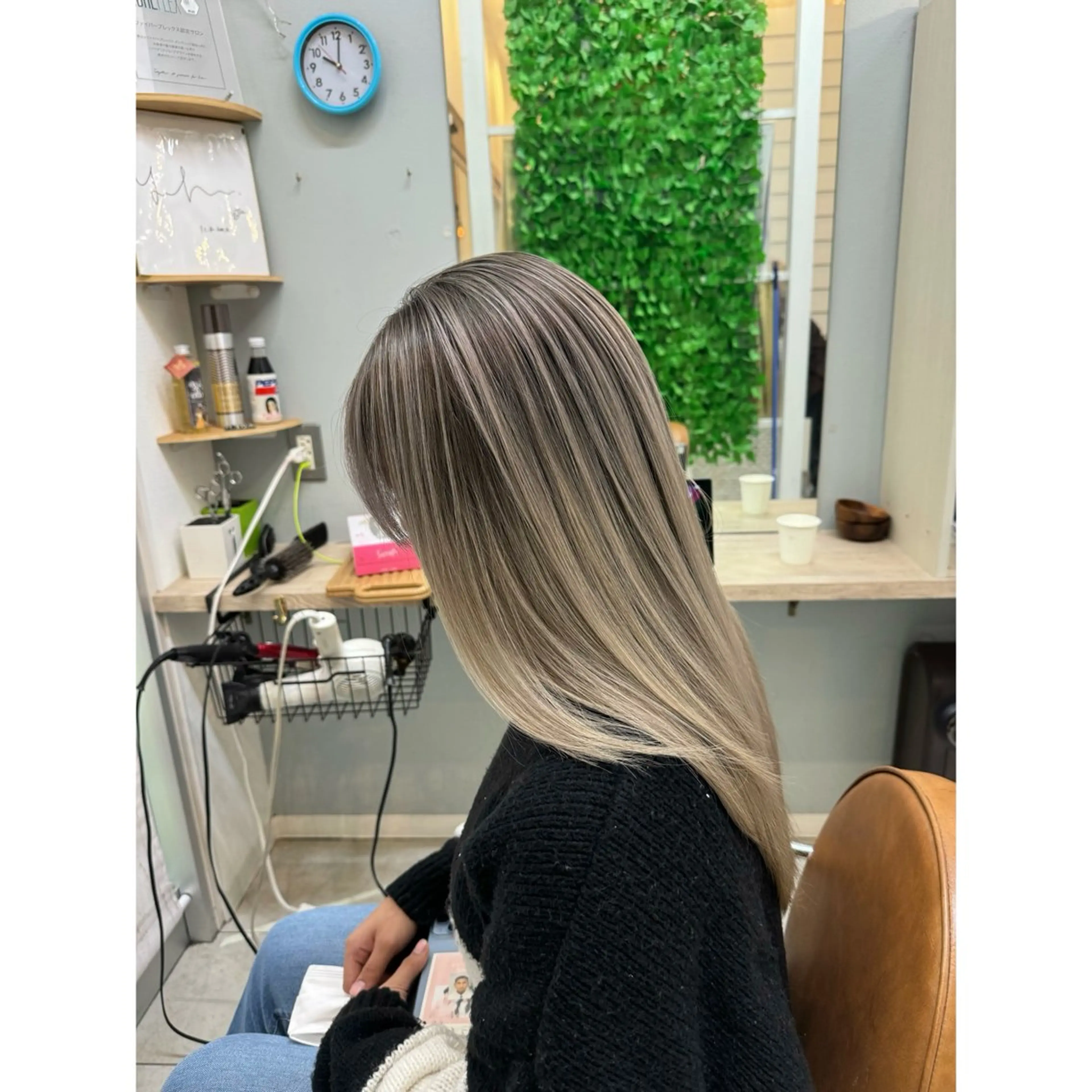 ミディアム カット ヘアカラー Maison所属・Maison 加部のヘアスタイル