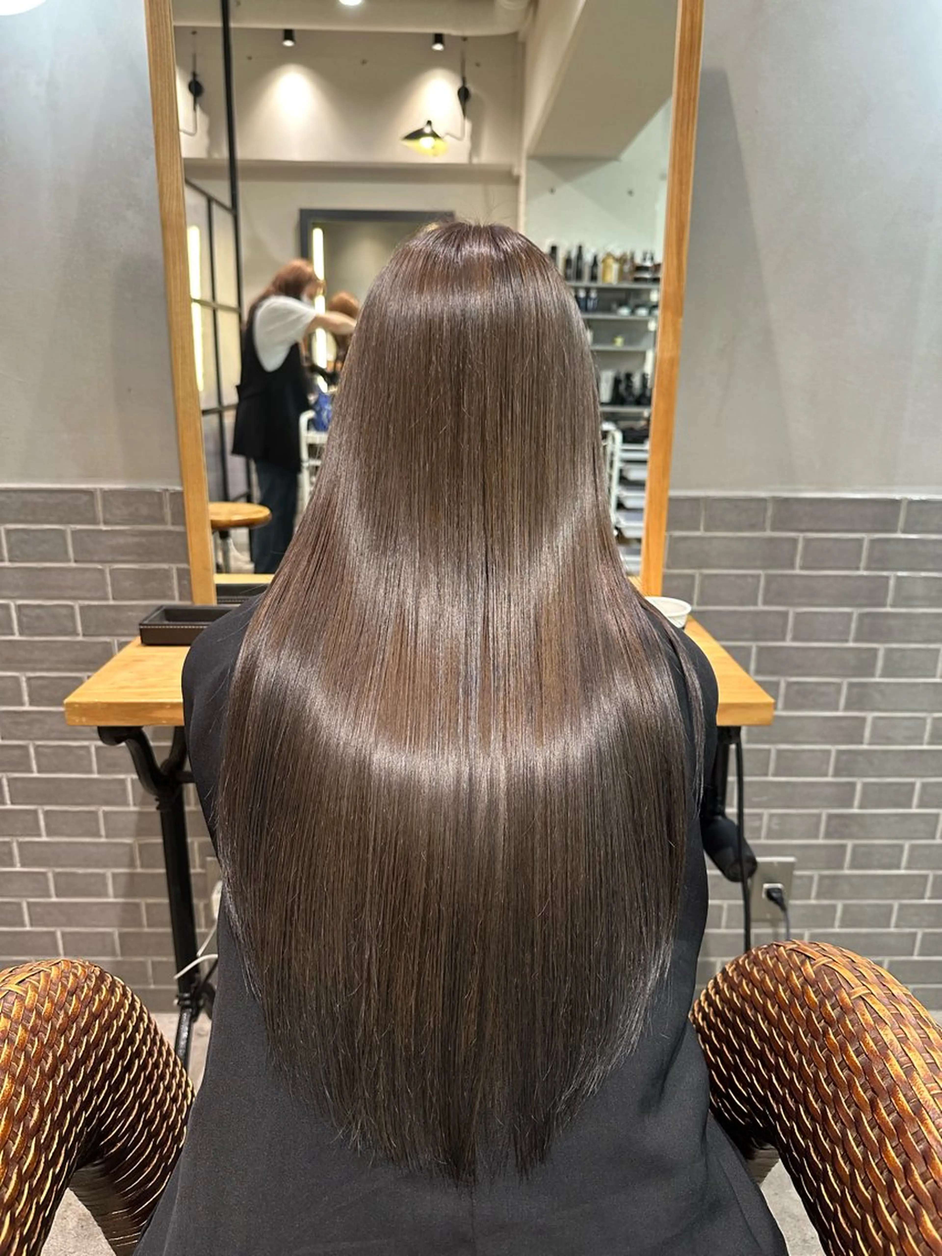 セミロング カラー パーマ ヘアアレンジ メンズ キッズ メンズブリーチ メンズ韓国風 メンズウルフカット ベージュカラー 黒髪 🌈髪質改善TR 艶カラーユウダイ🌈のヘアスタイル