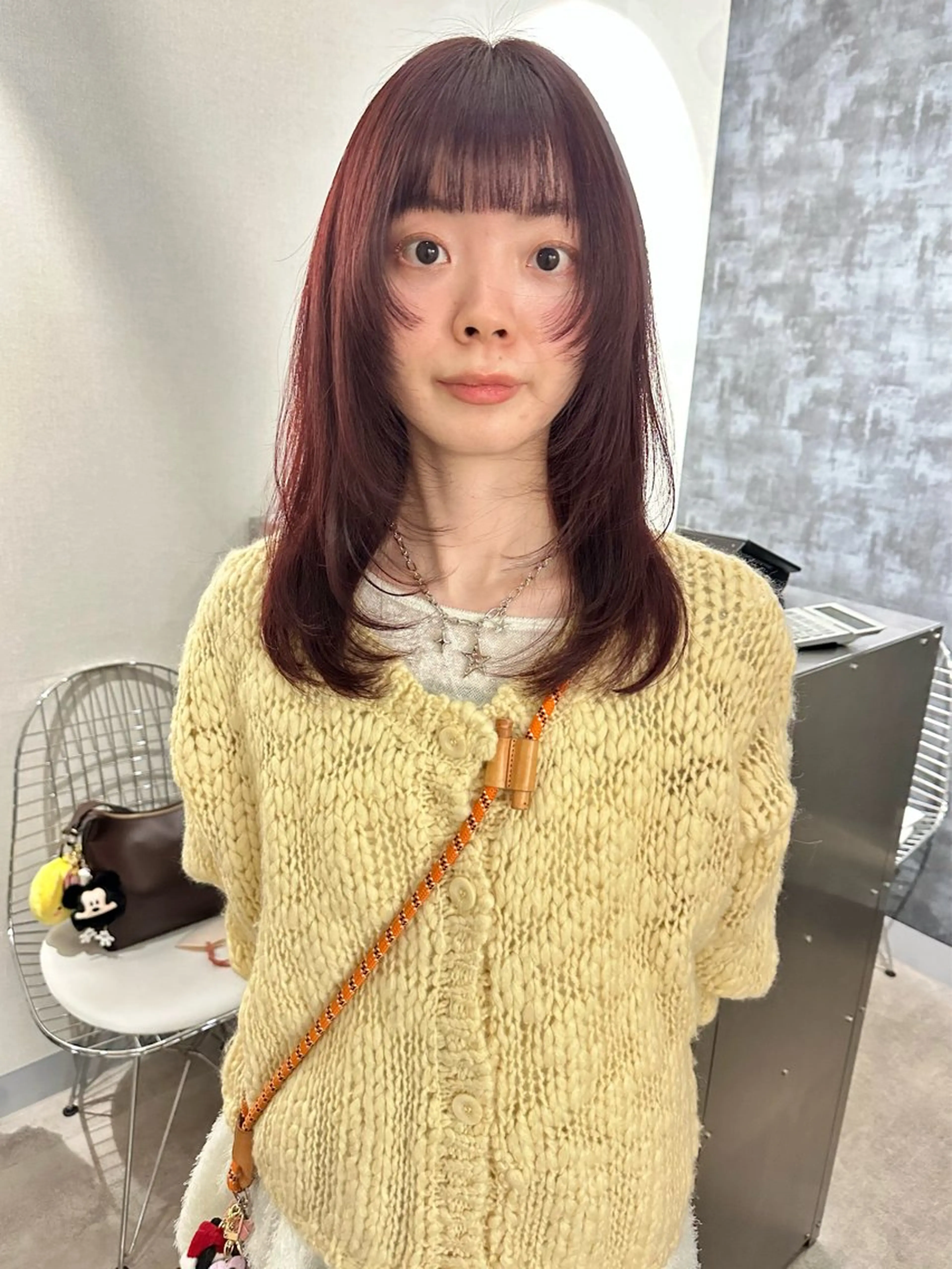 セミロング カラー ボルドーカラー レイヤーカット カット ヘアカラー トリートメント レイヤーカット🪄 耳ツボ🎀Ayumiのヘアスタイル