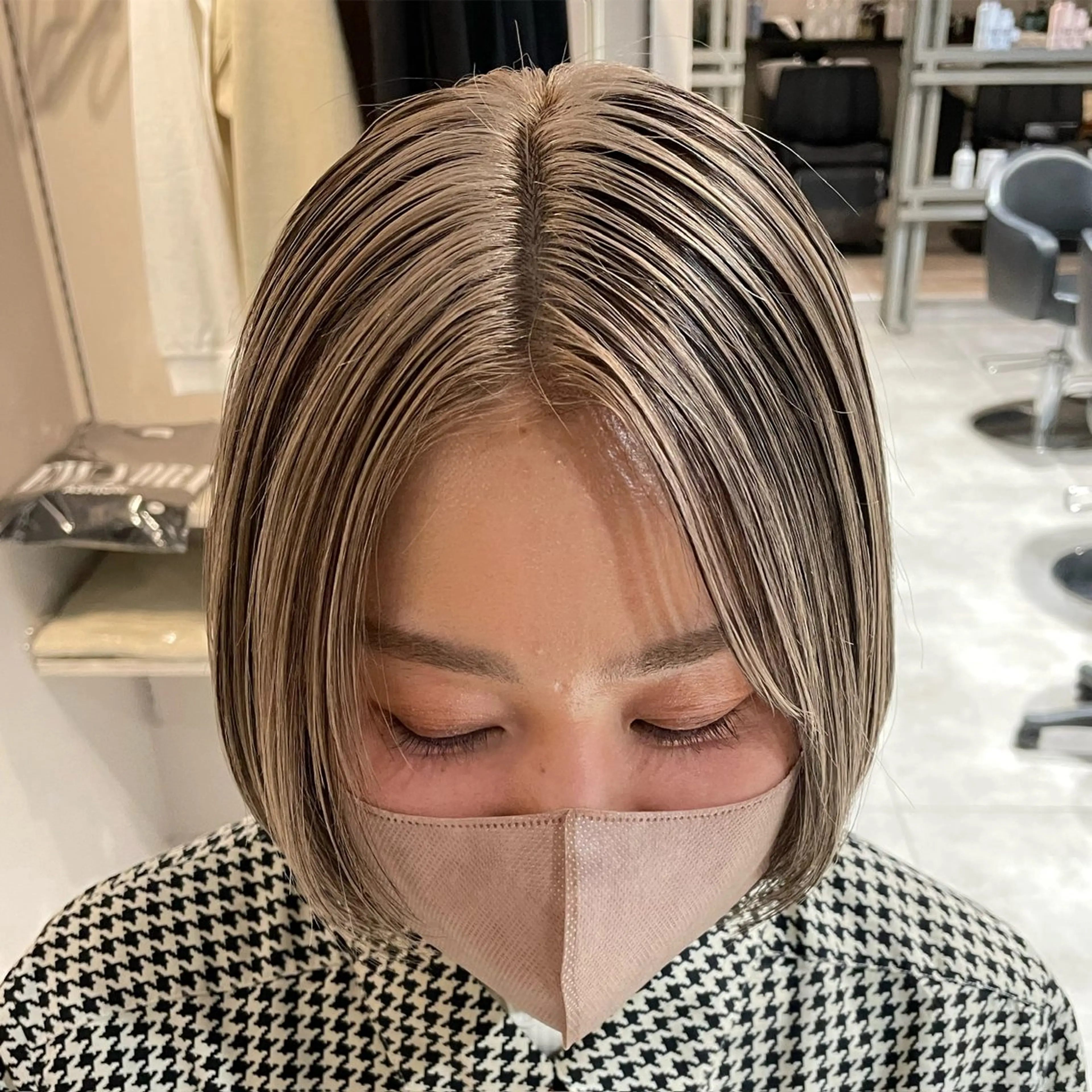 ショート カラー ハイライトカラー ハイライト ヘアカラー トリートメント ブリーチ👩‍🦳/ ‪✂︎MANAMIのヘアスタイル