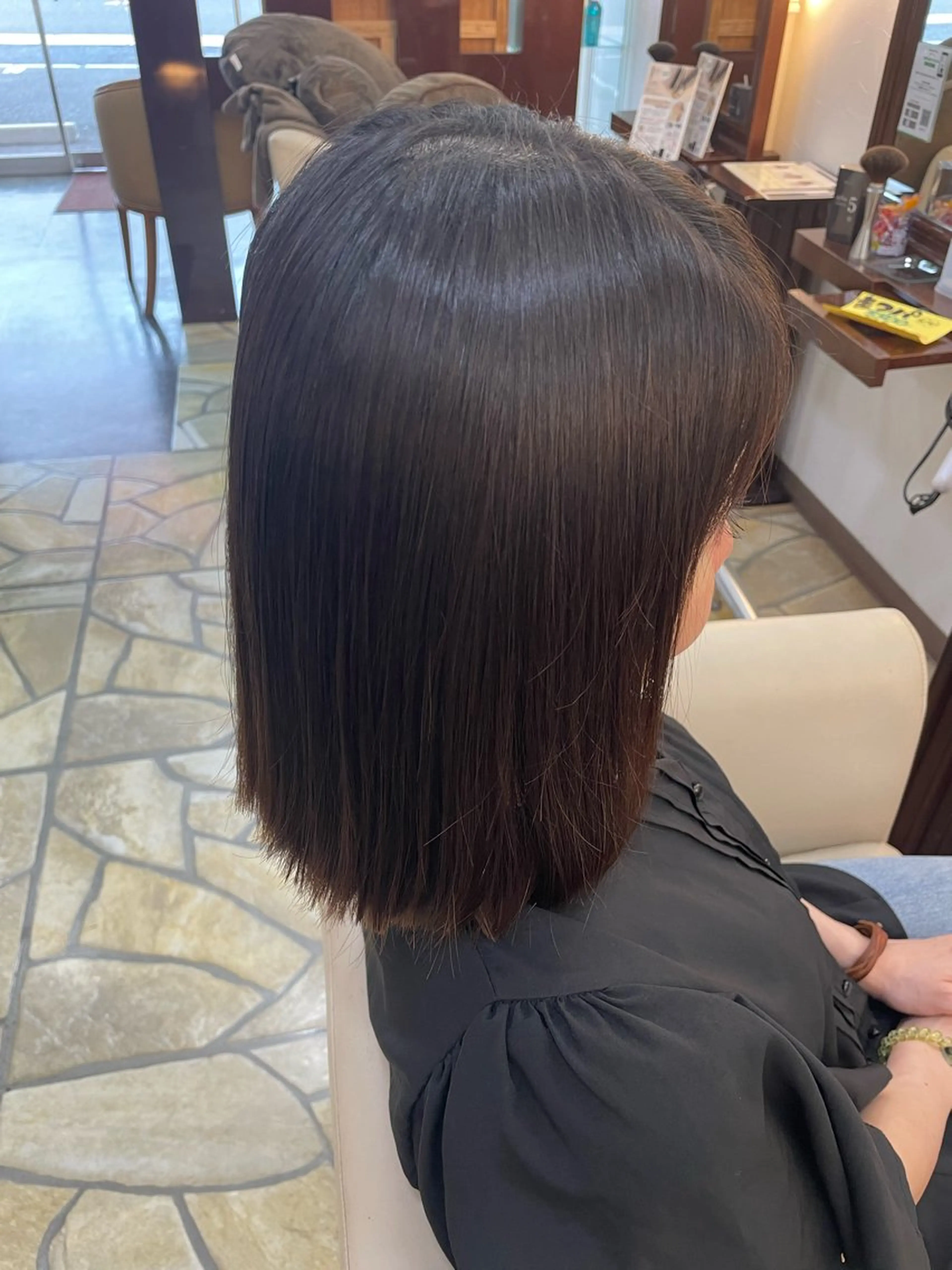 ミディアム タツミ マコトのヘアスタイル