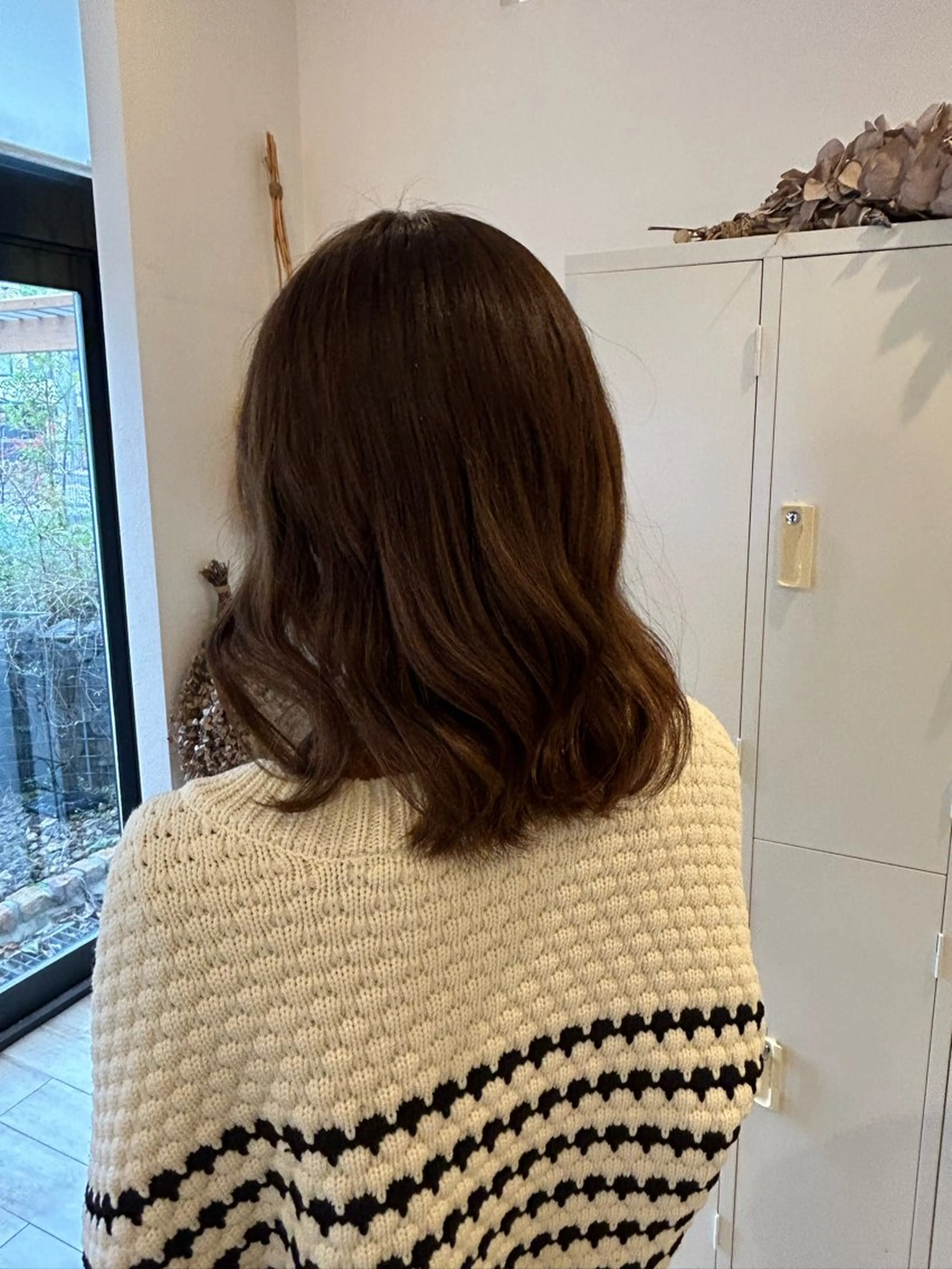 セミロング ヘアカラー トリートメント 神谷 あいりのヘアスタイル