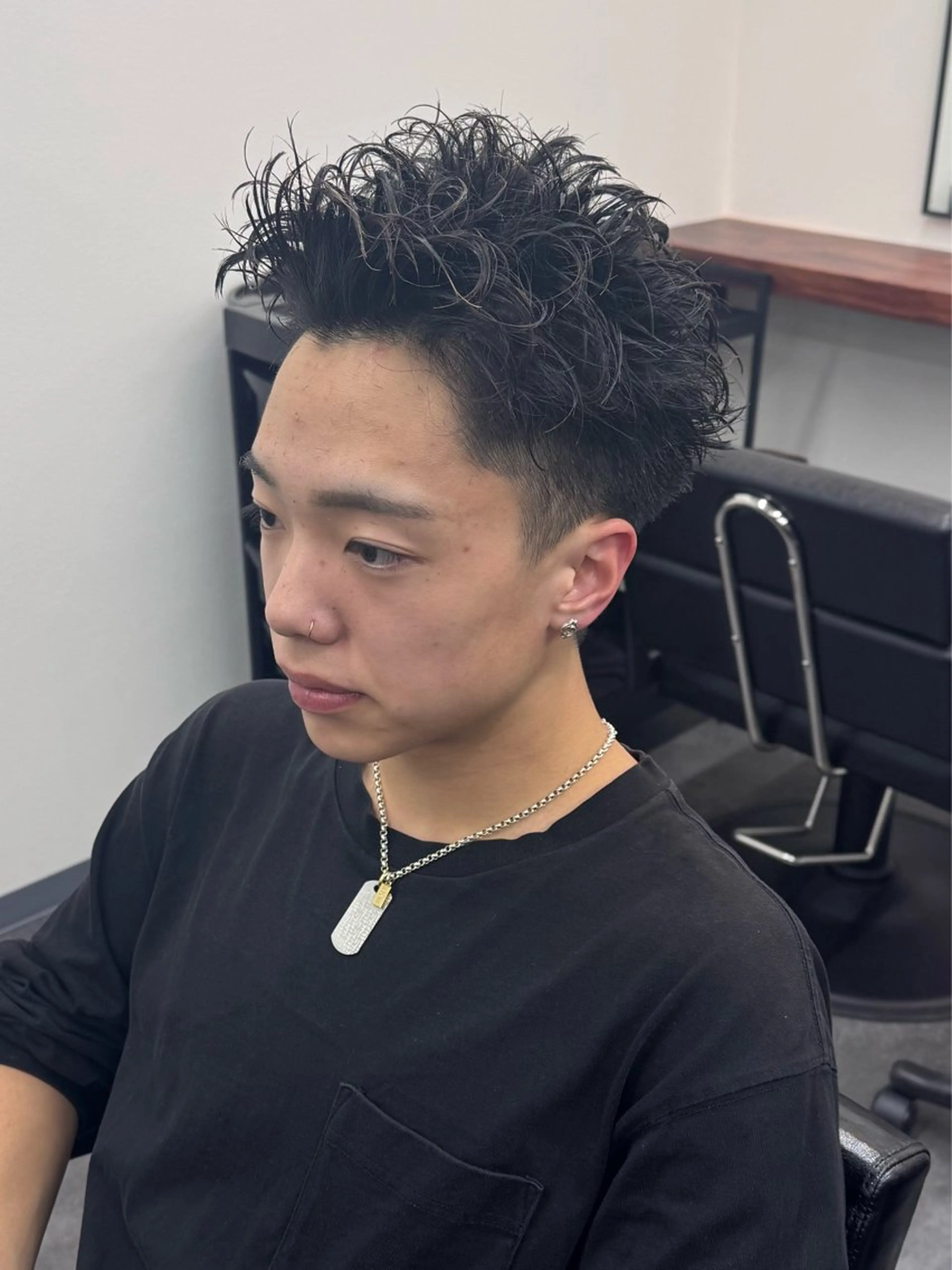 ショート メンズ スパイキーショート 刈り上げ くせ毛 ショートヘア カット 柏メンズカットパーマ NO.1タイチのヘアスタイル