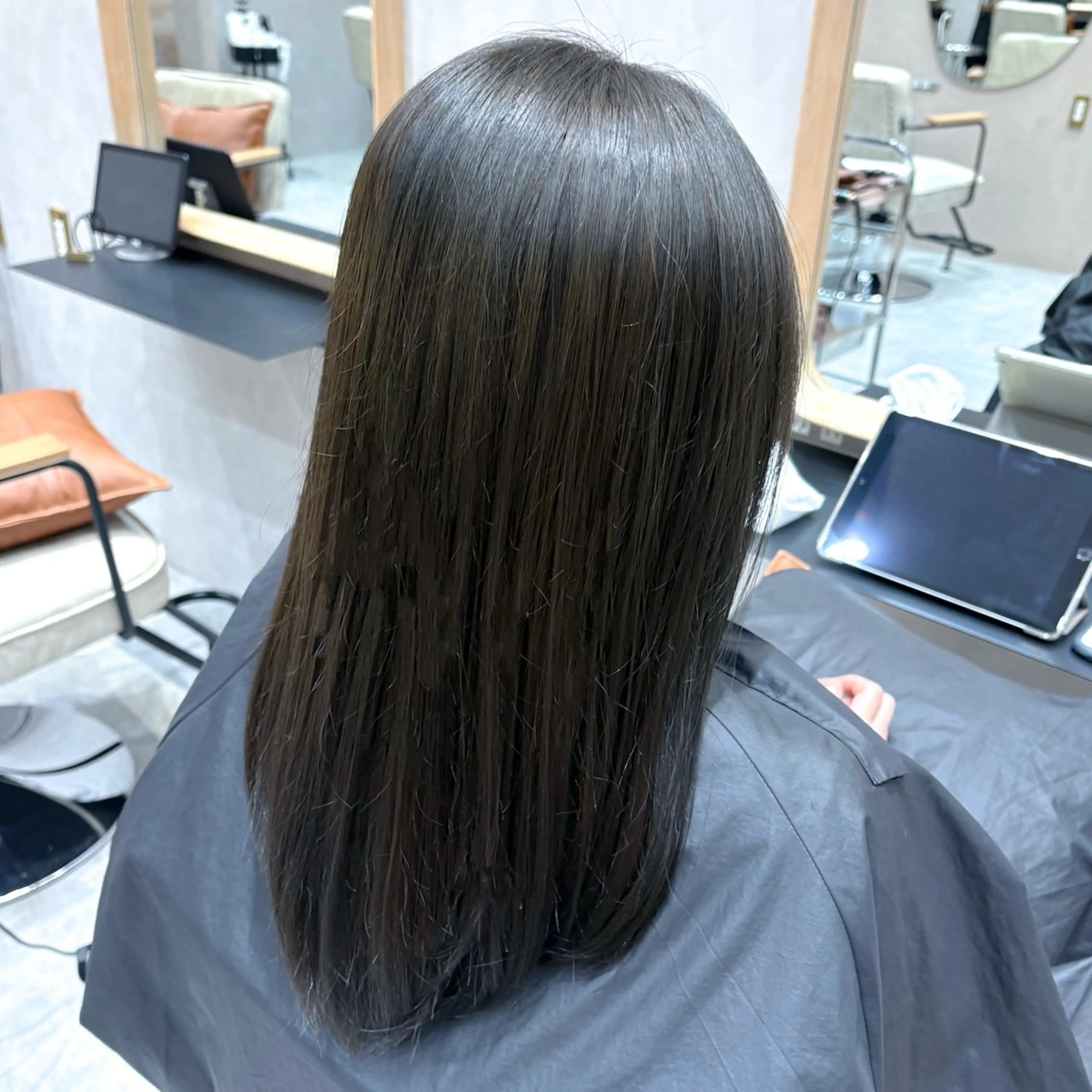 セミロング カラー 🍏あおい 🍏 似合わせカラーのヘアスタイル