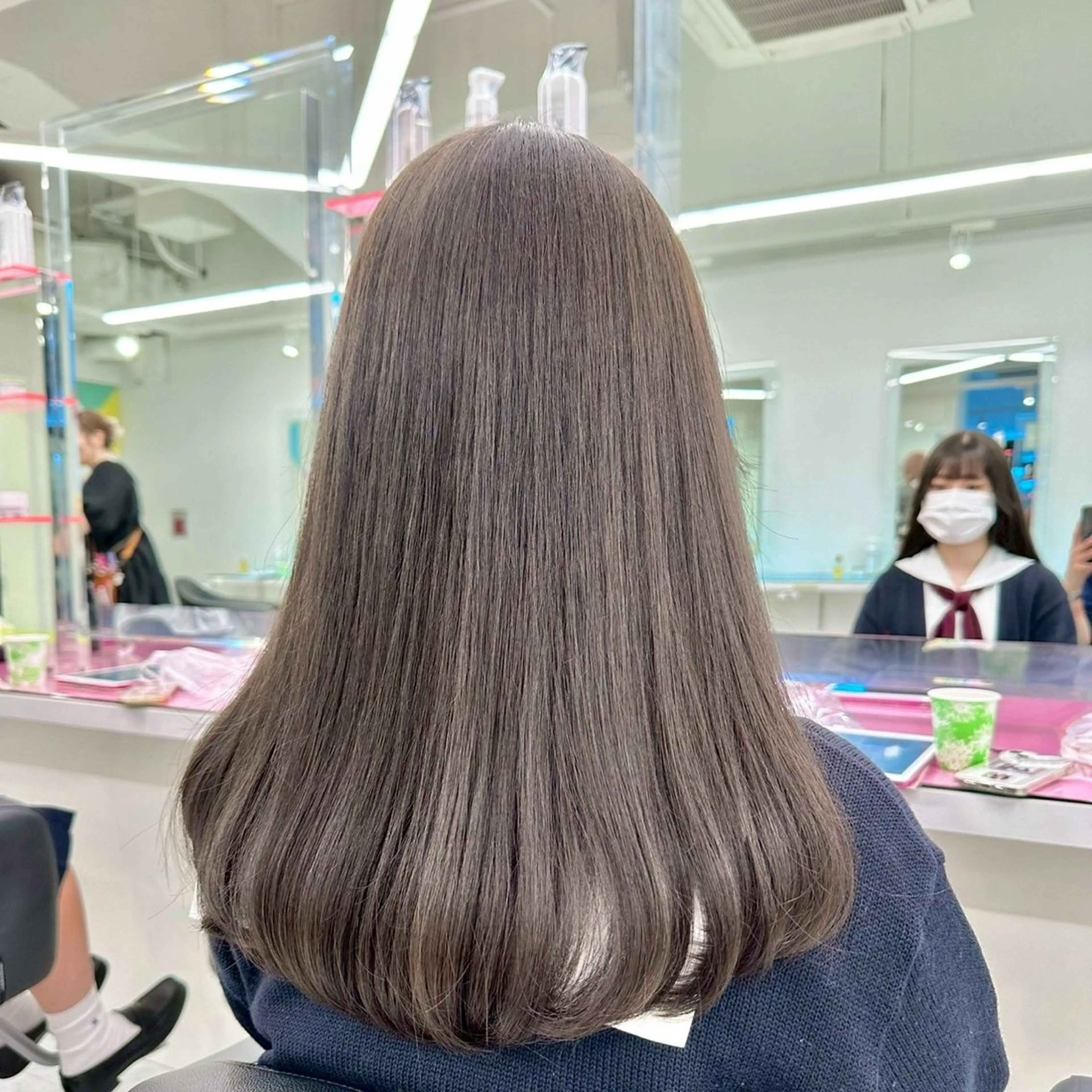 カラー 透明感ベージュ🤎 manami👒🌿のヘアスタイル