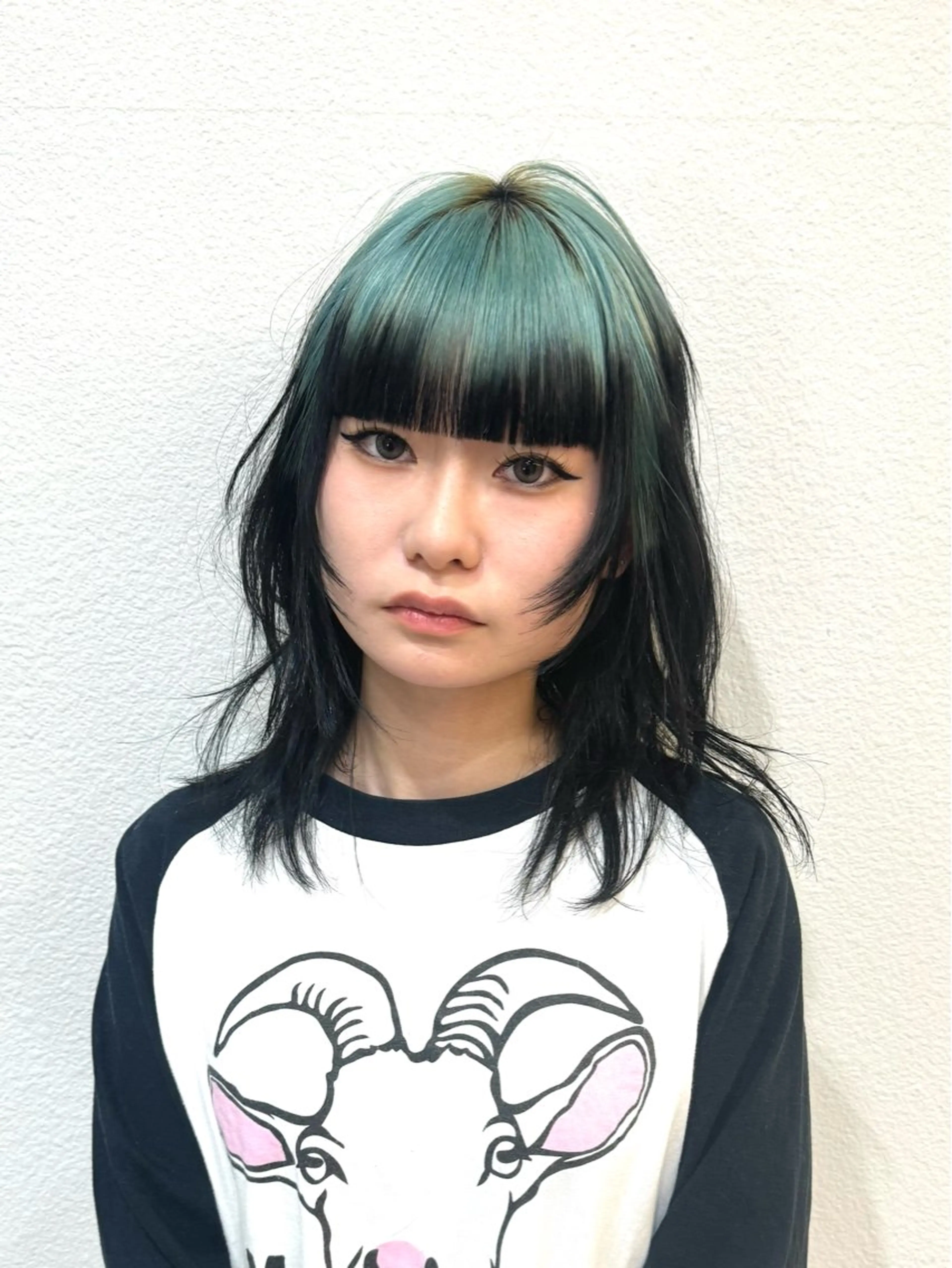 セミロング カラー レイヤーカット ウルフカット カット ヘアカラー トリートメント ハイトーン/レイヤー /ウルフ⭐️永田⭐️のヘアスタイル