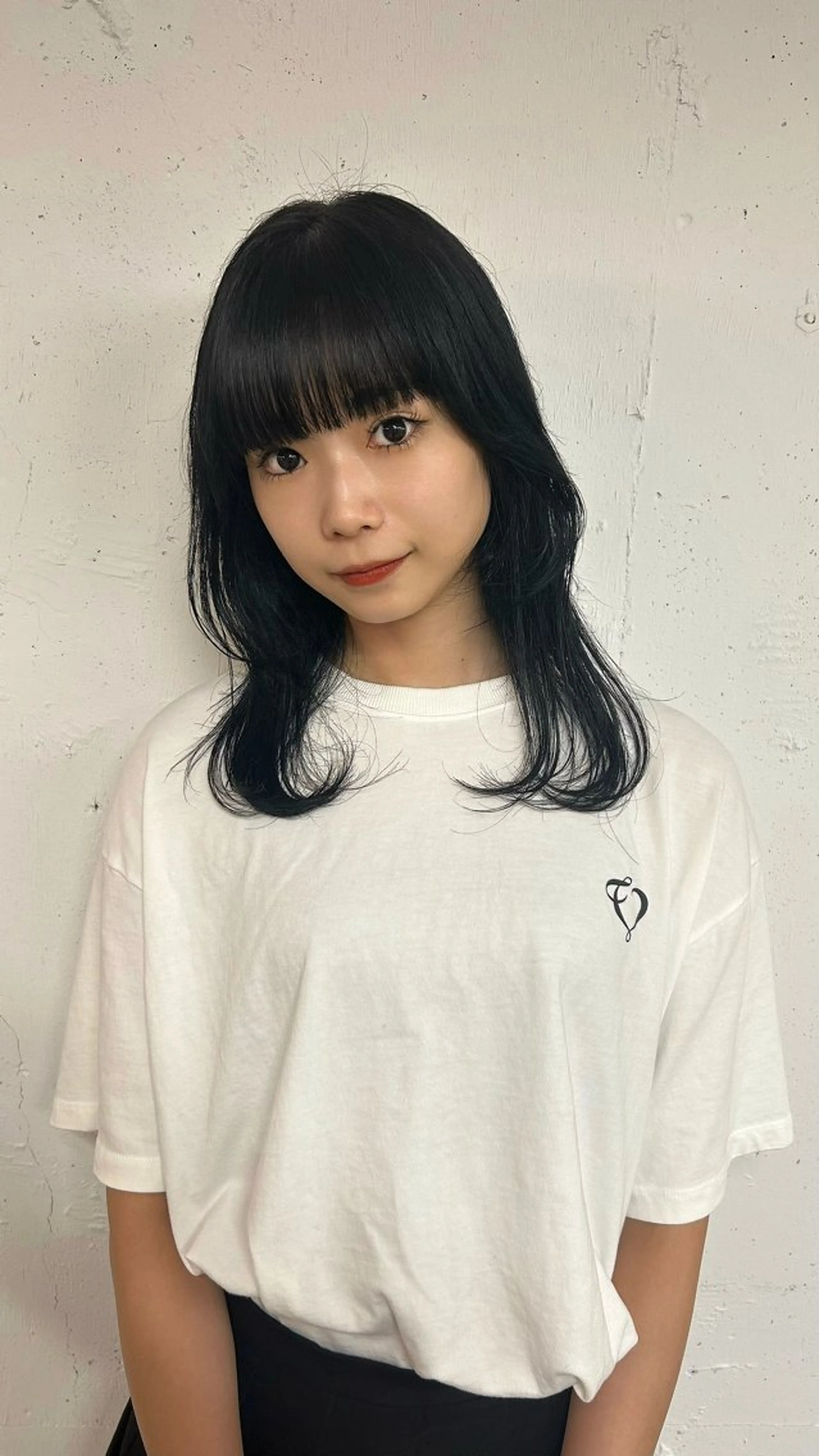カラー 黒髪 ブルーカラー ブルーブラック 藤澤 樹のヘアスタイル