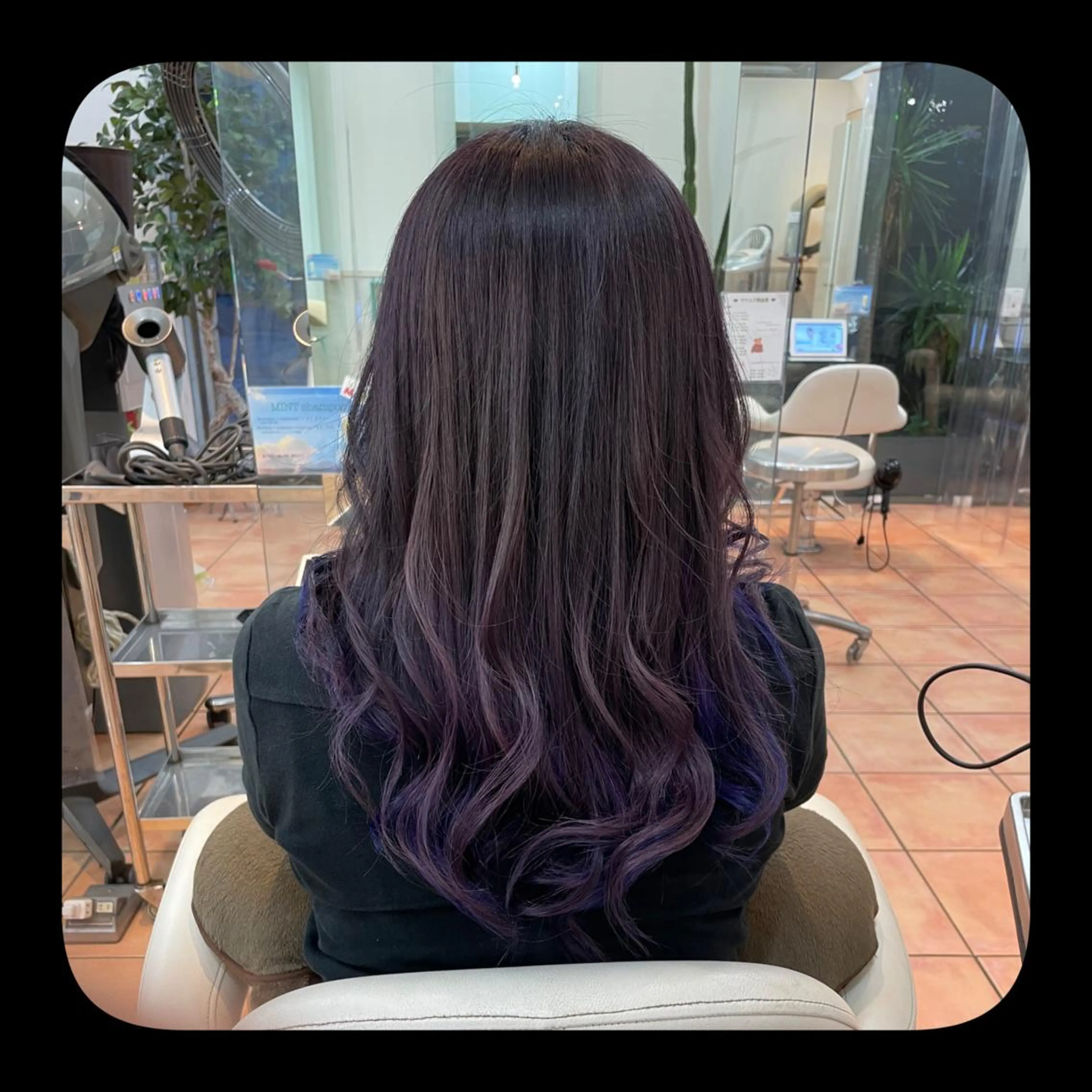 ロング カラー ヘアアレンジ 🦄アイリスト💐 小澤　愛蘭のマツエク・マツパデザイン