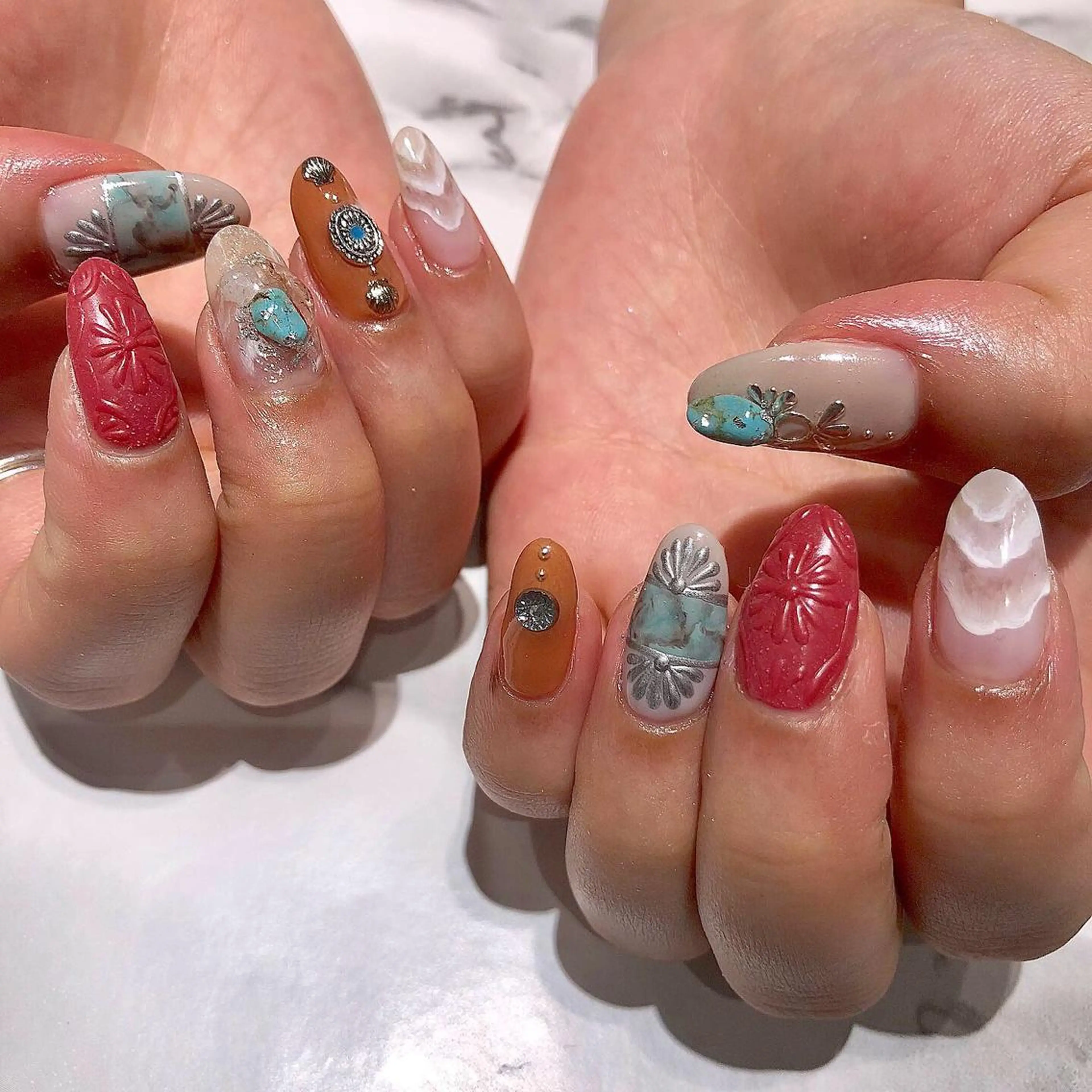 ネイル Twinkling( private salon)所属・伊藤 京香のネイルデザイン