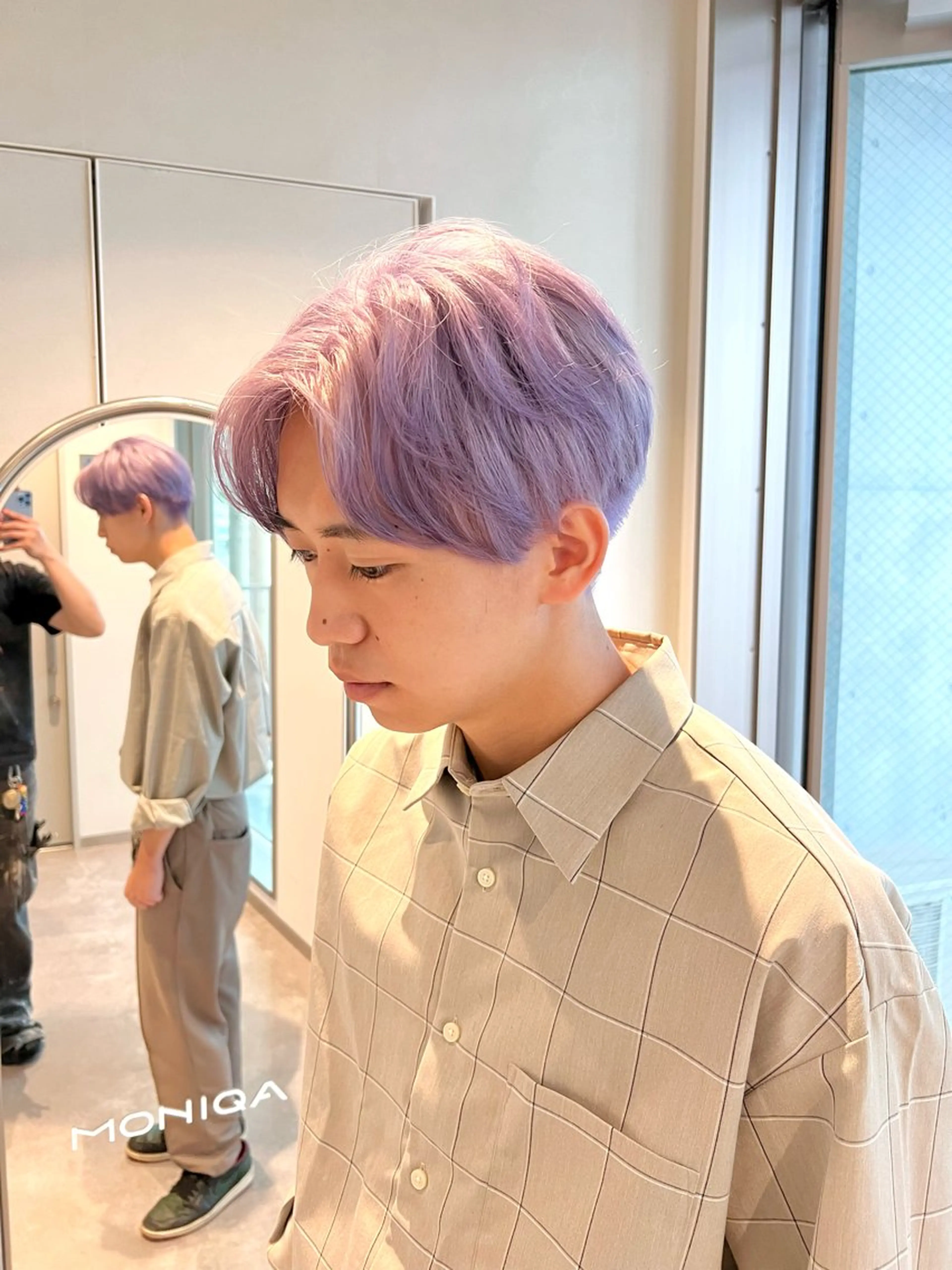 メンズ メンズブリーチ センターパート メンズハイトーン カット ヘアカラー MONIQA原宿所属・24時間受付🌈ブリ ーチ特化RYUTOのヘアスタイル