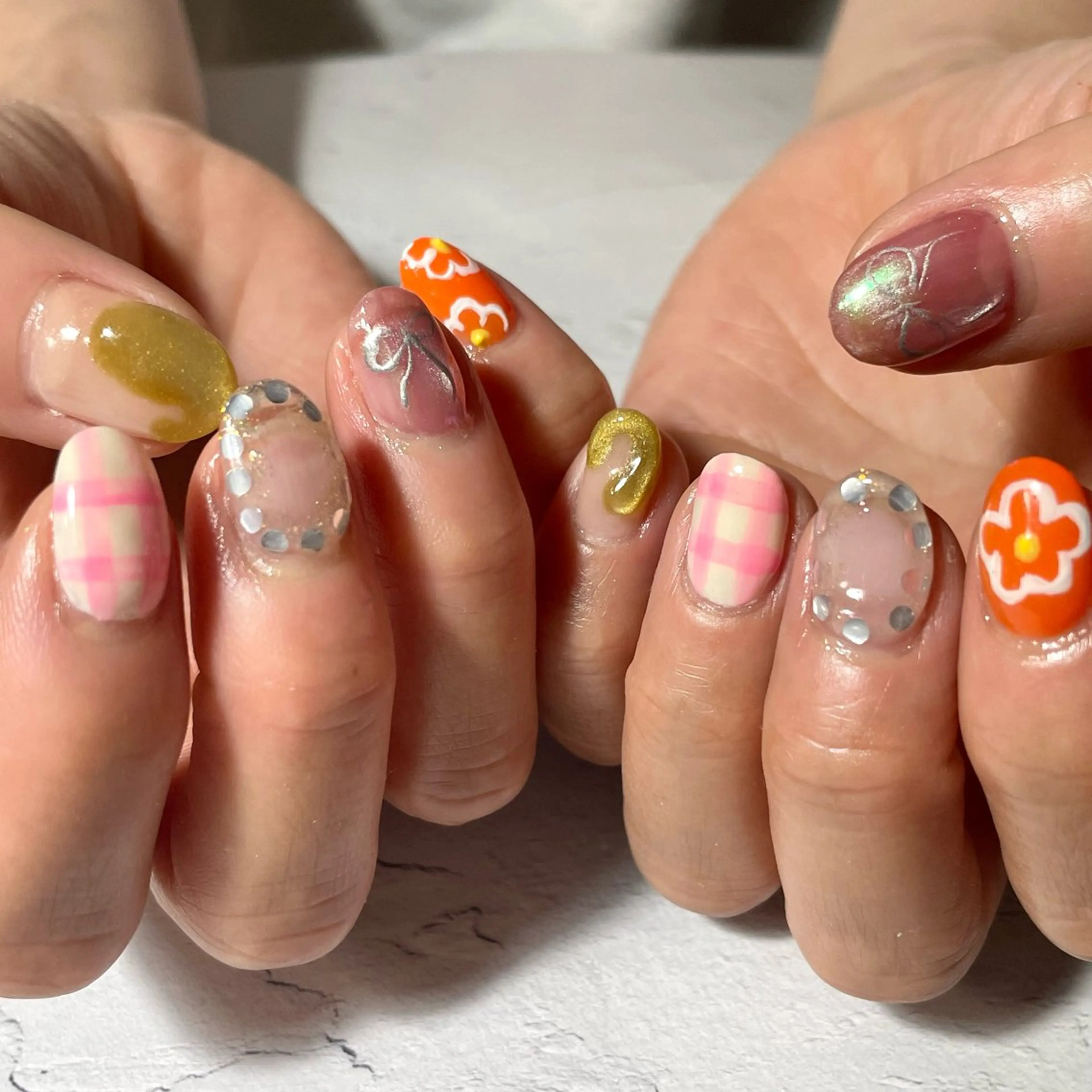 ネイル ニュアンスネイル mireknail Natsumiのネイルデザイン