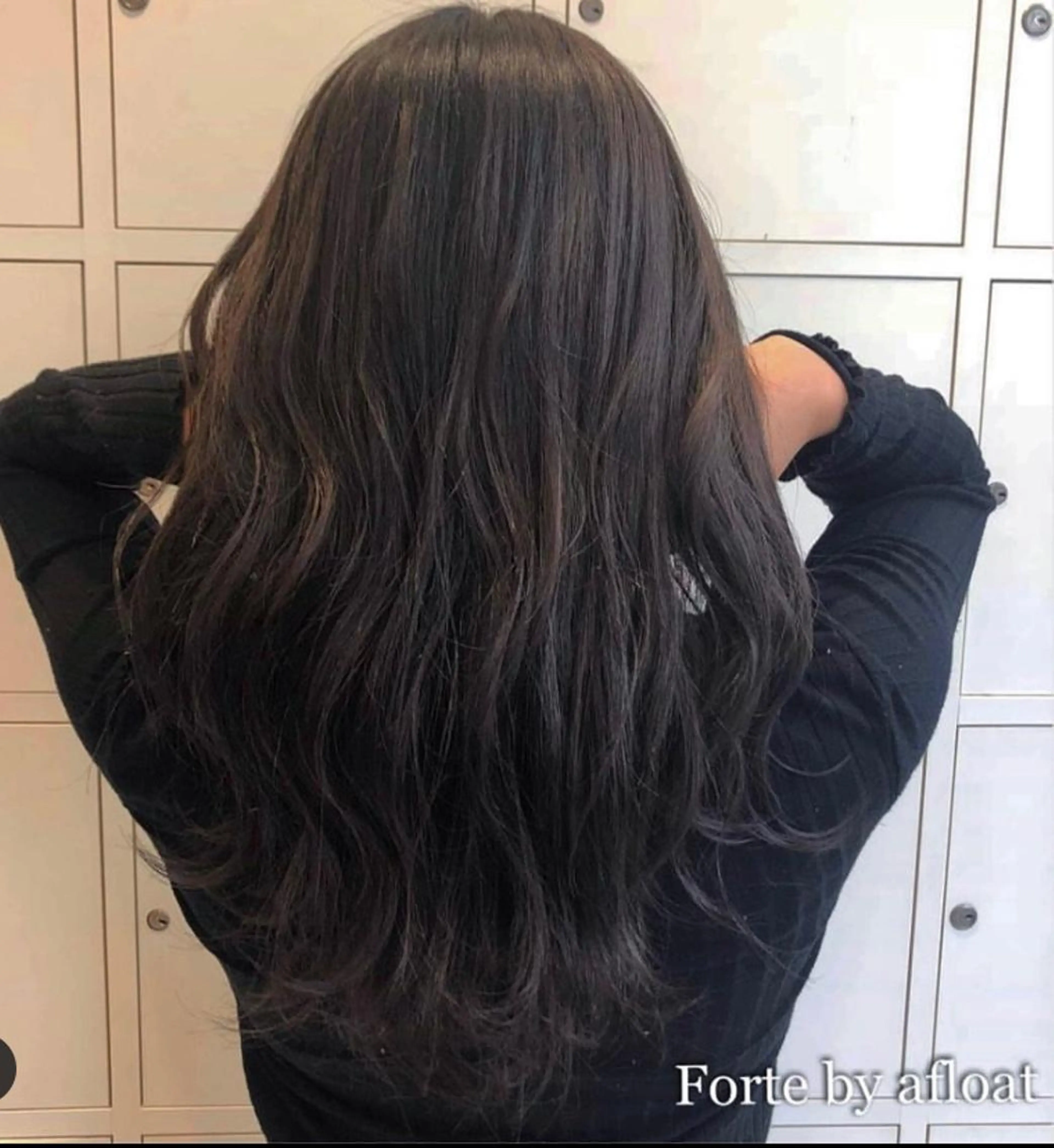 ロング 🦋ミルクティーベー ジュ🦋mayukiのヘアスタイル