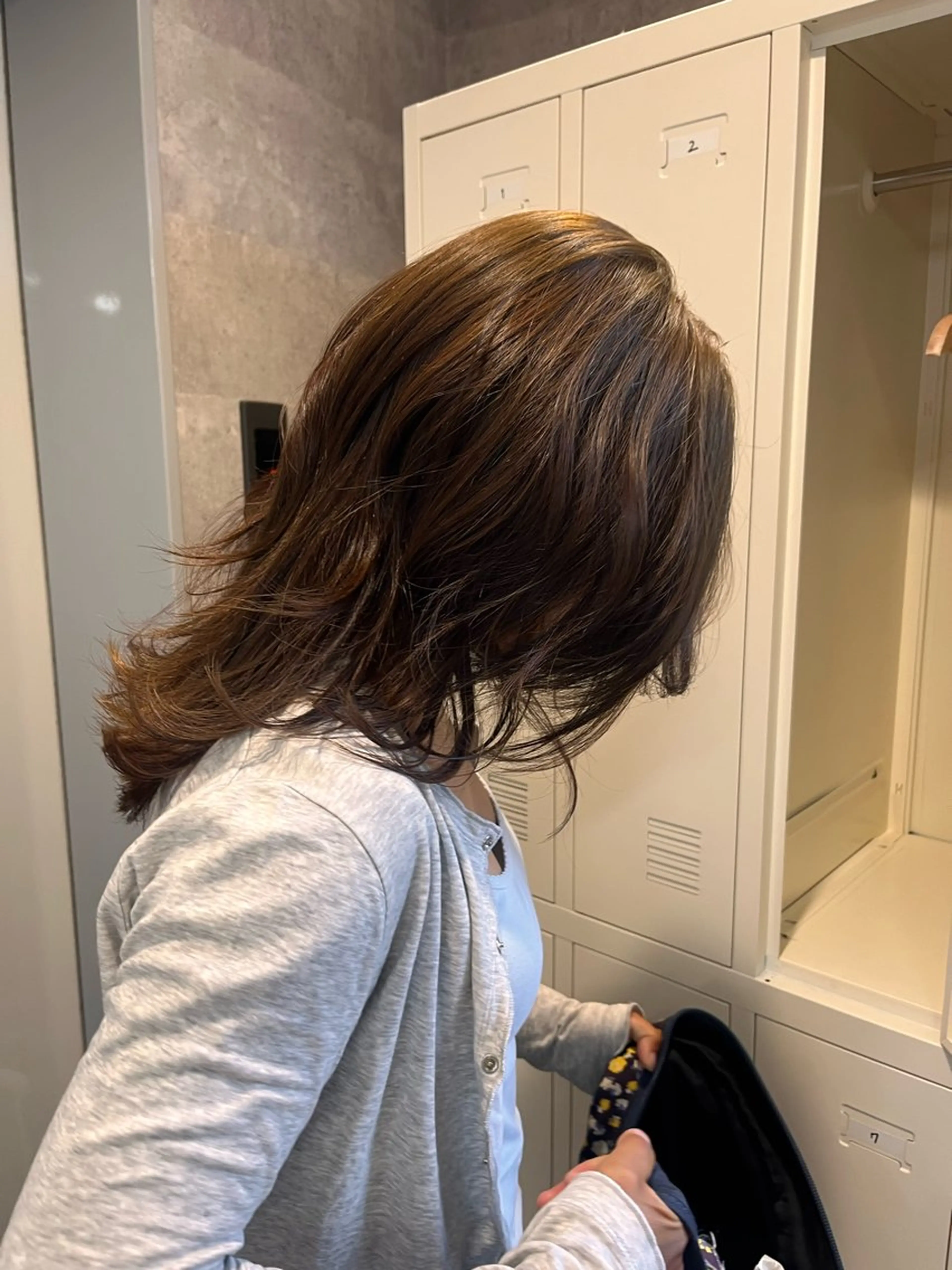 ロング くびれヘア 顔周りカット 髪質改善 韓国風ヘア レイヤーカット トレンドヘア💖 海外ヘアkotomiのヘアスタイル