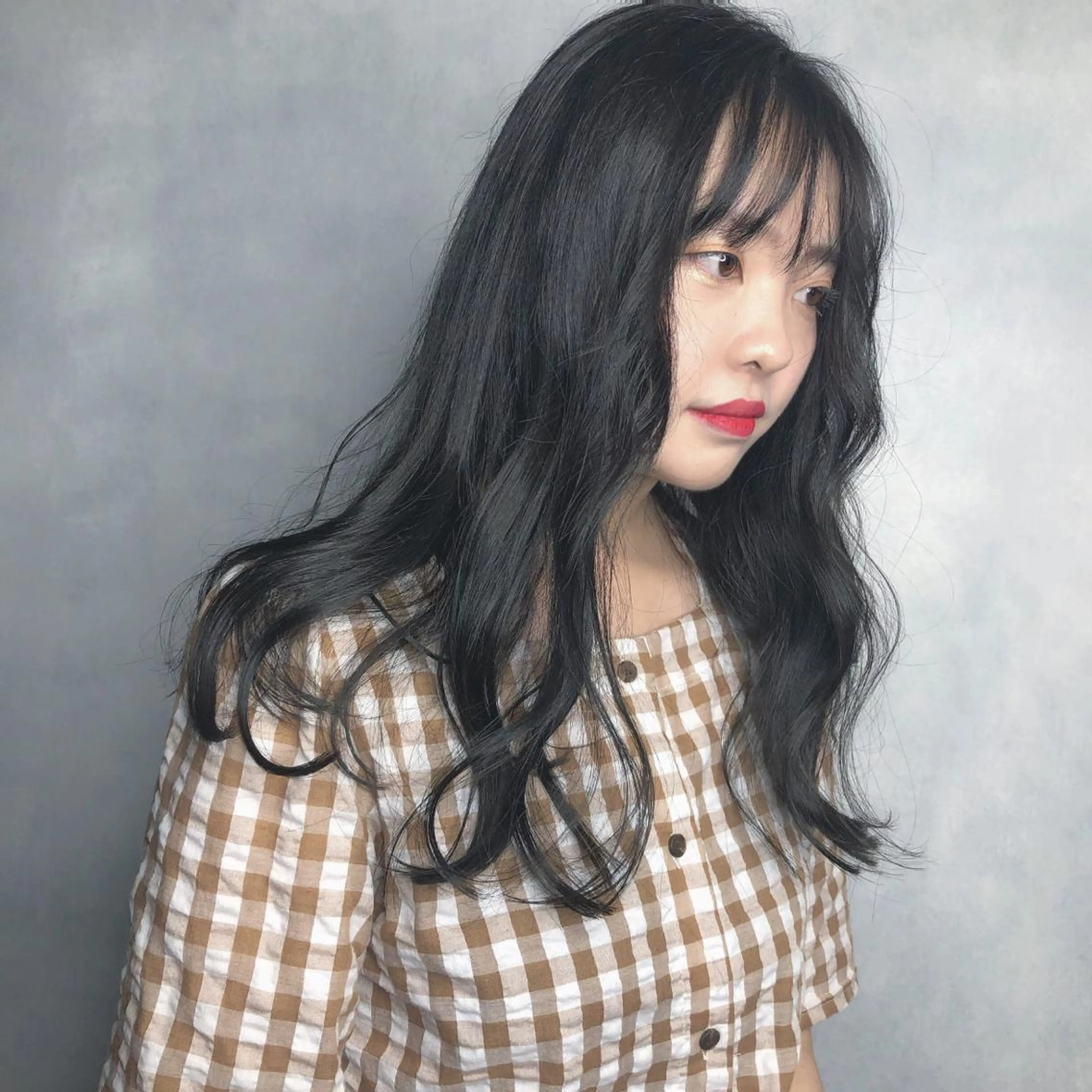 ロング カラー アディクシーカラー アッシュ 黒髪 韓国風ヘア ORIKA 美容室のヘアスタイル