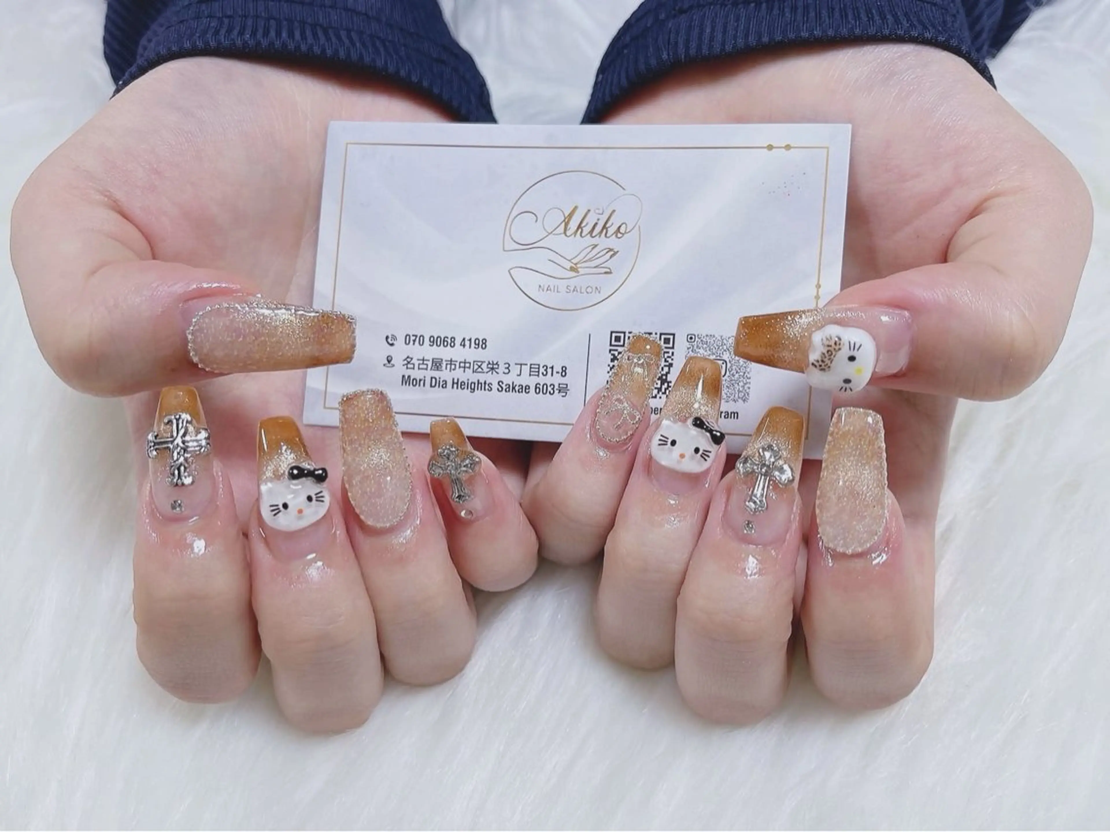 ネイル フットネイル ジェルネイル 韓国ネイル マグネットネイル 持ち込み ハンドネイル Akiko ネイルサロン所属・AKIKO ネイルサロンのネイルデザイン