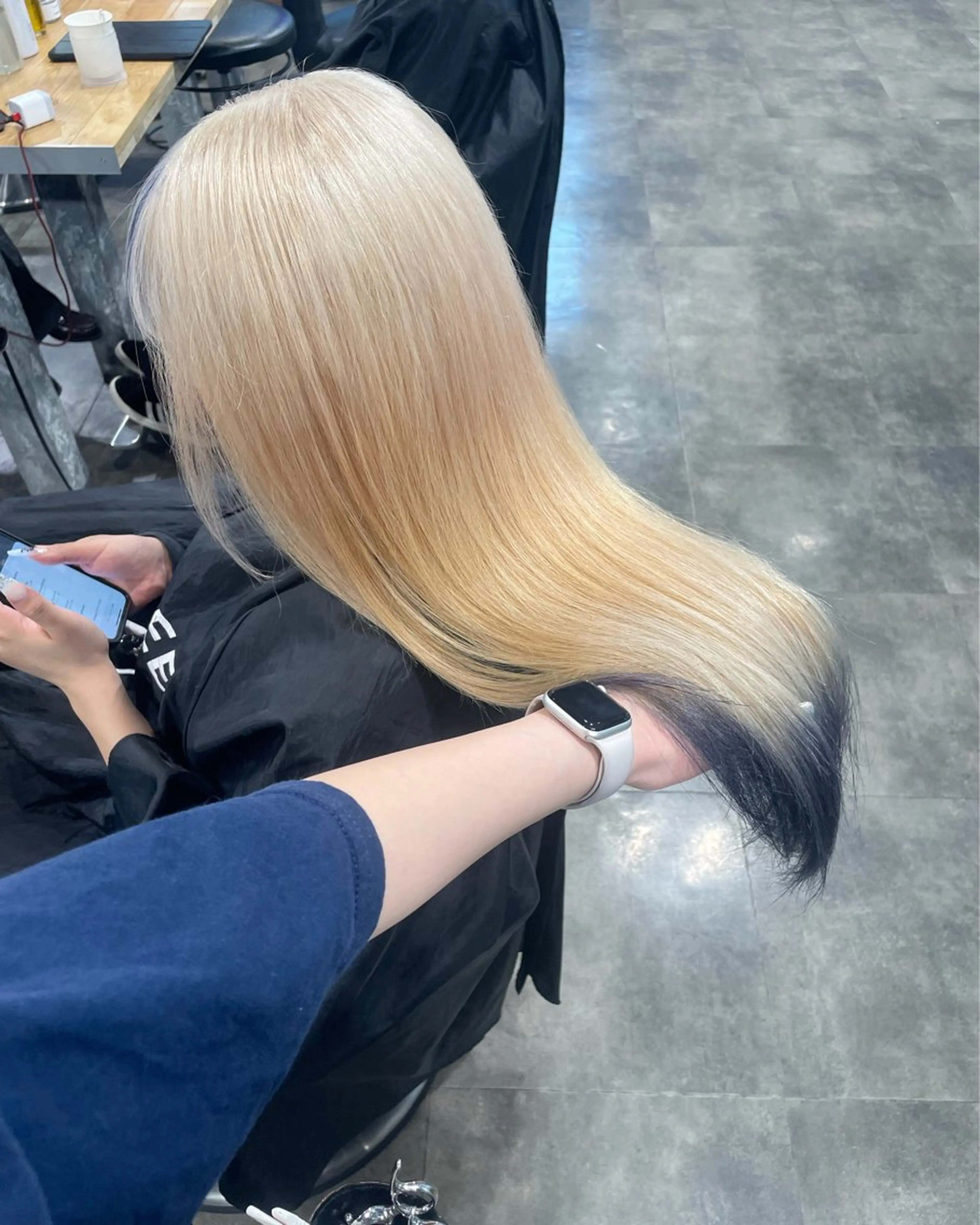 ロング カラー ハイトーンブロンド 横浜💞ミオのヘアスタイル