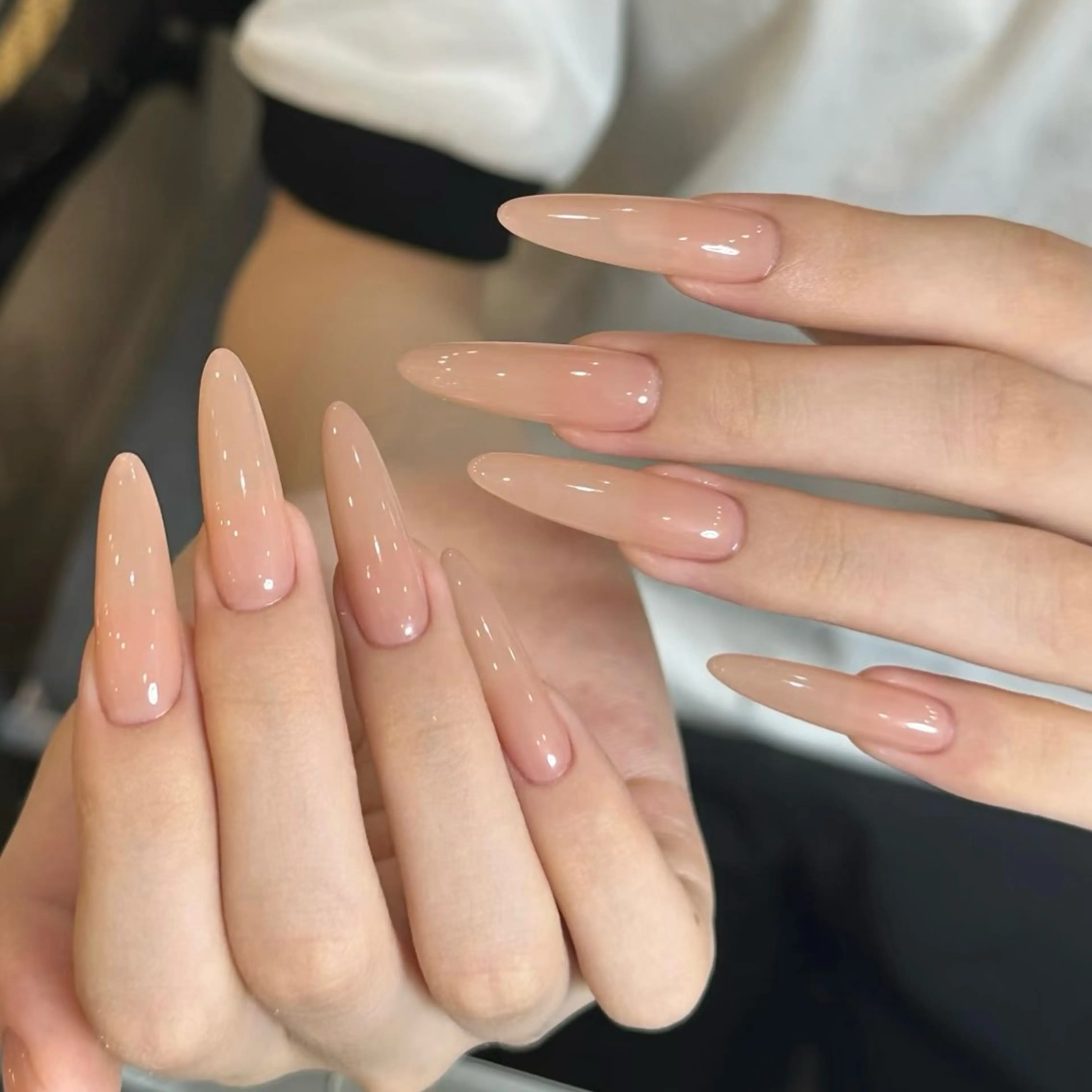 チップ長さだし+ワンカラー/ラメグラ¥7500の写真