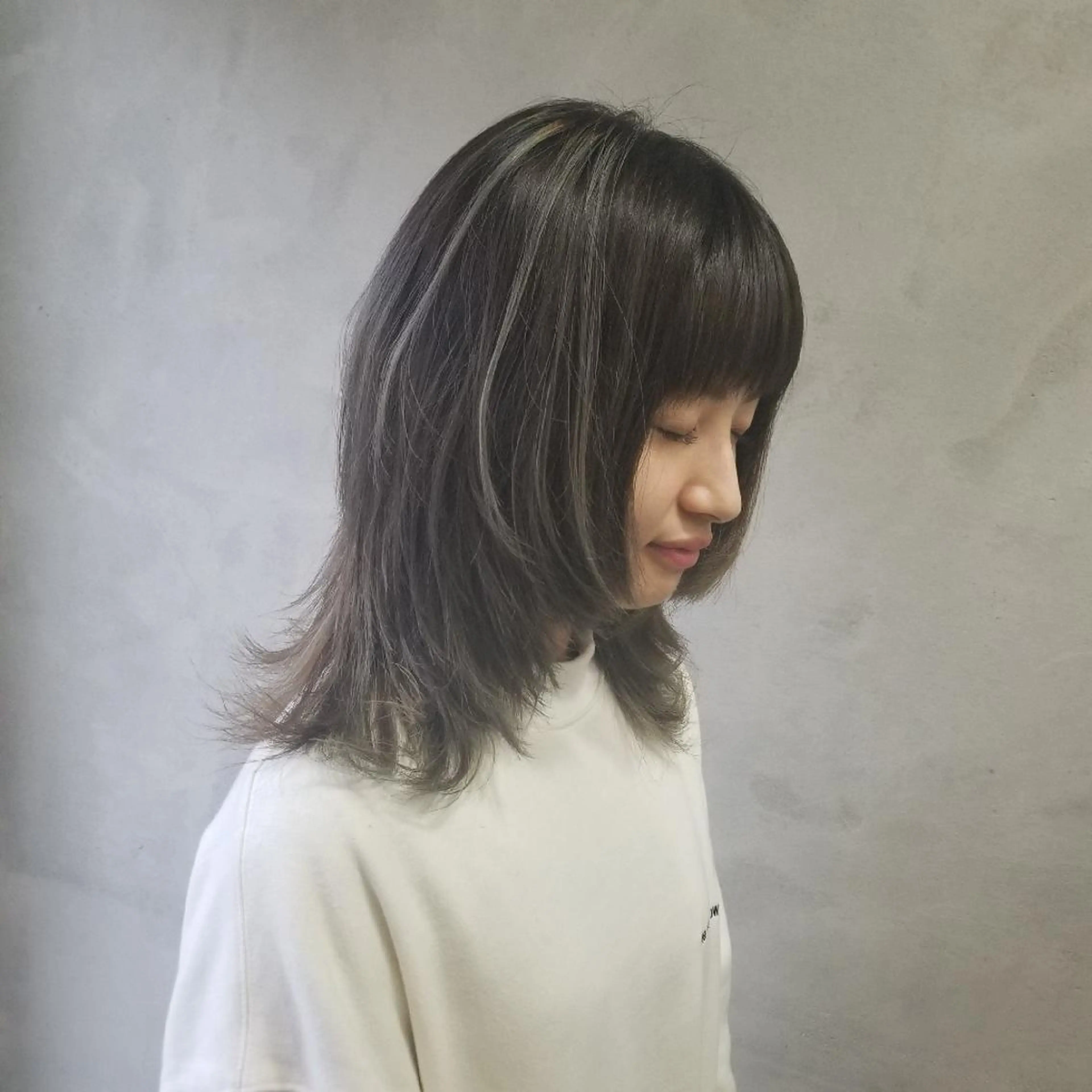 ミディアム ヘアカラー Le Lien カジのヘアスタイル