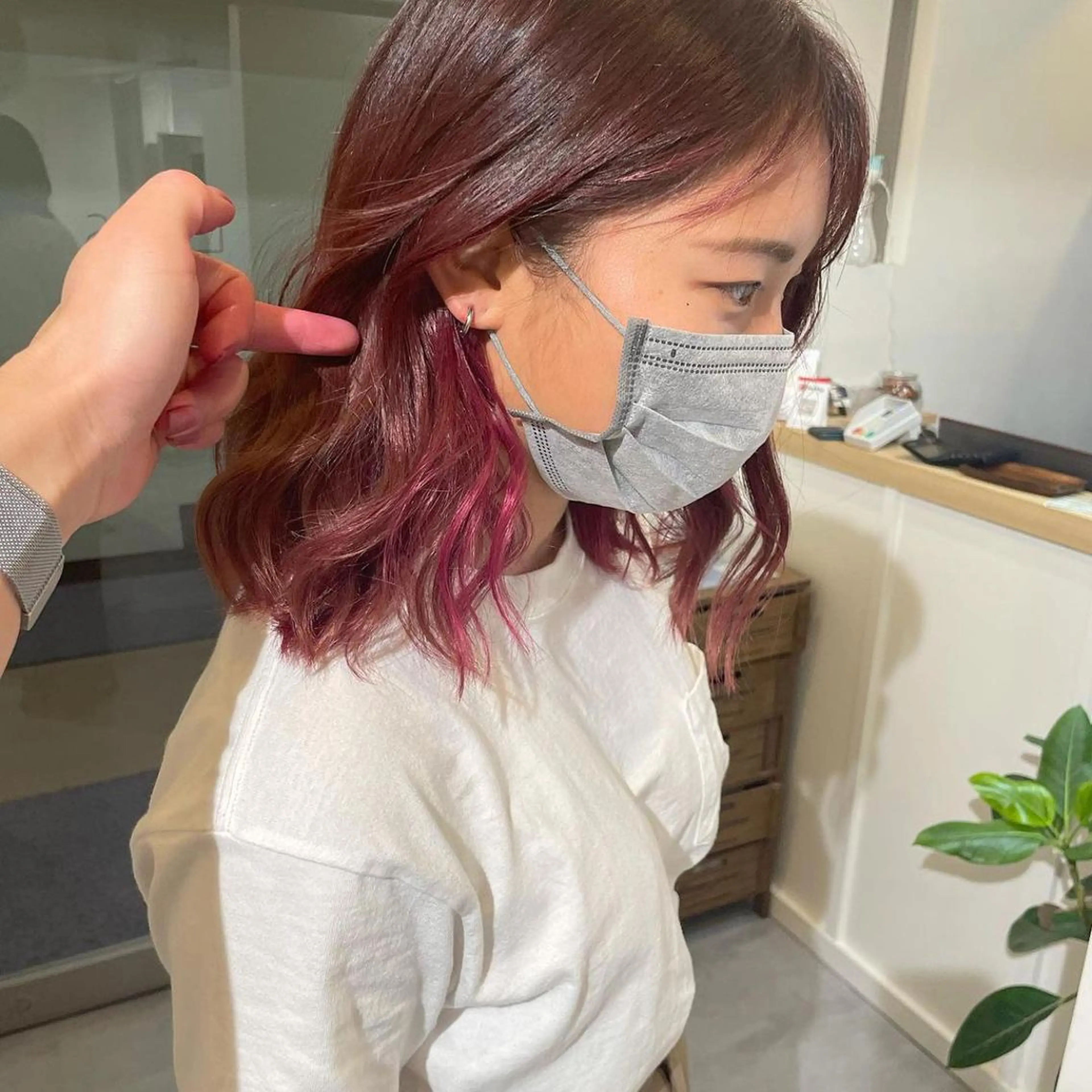 ミディアム カラー ショートボブ アディクシーカラー アッシュ バレイヤージュ ベージュカラー 髪質改善 Noe心斎橋店のヘアスタイル