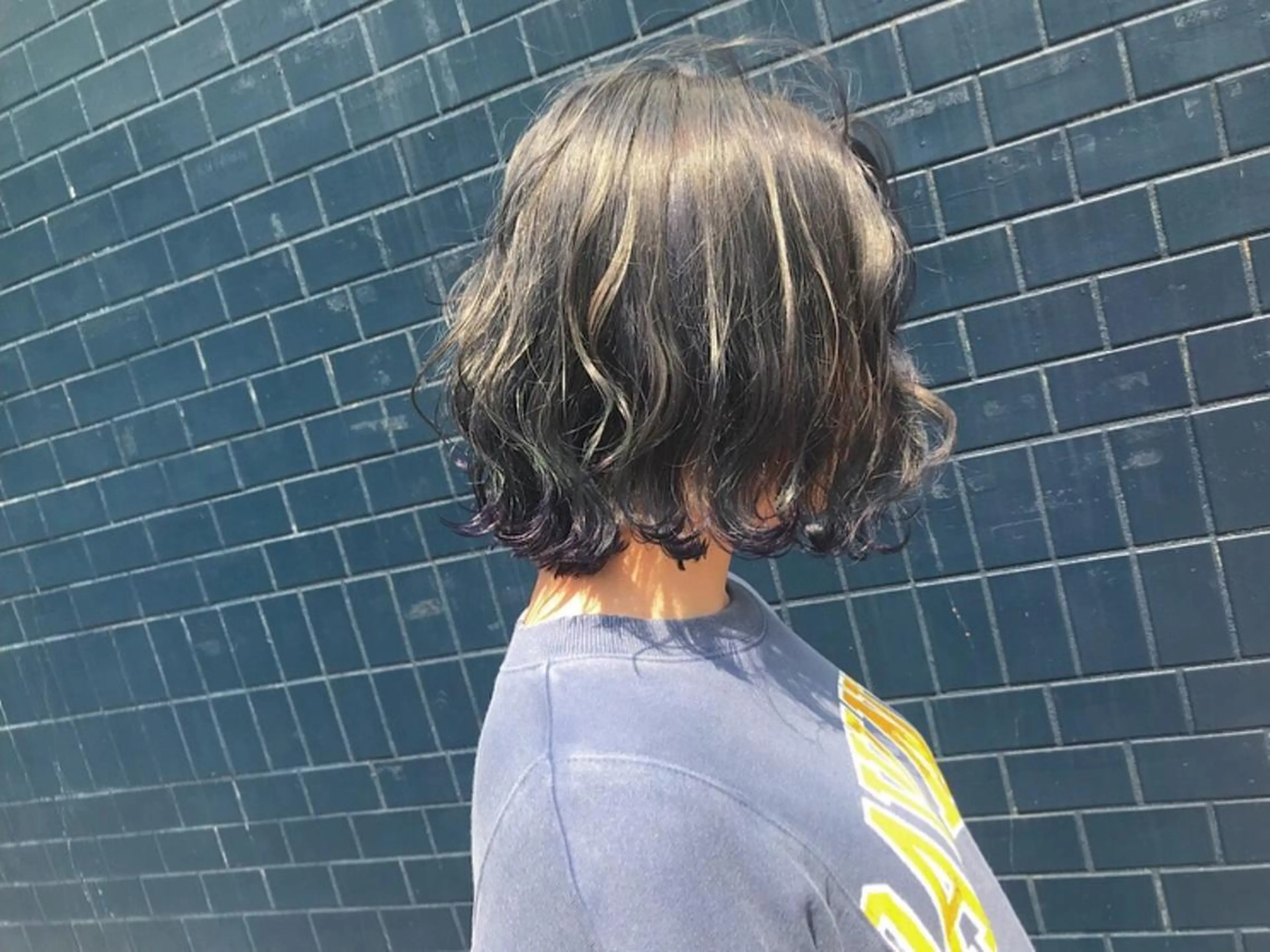 ショート パープルカラー 玉木 育実のヘアスタイル