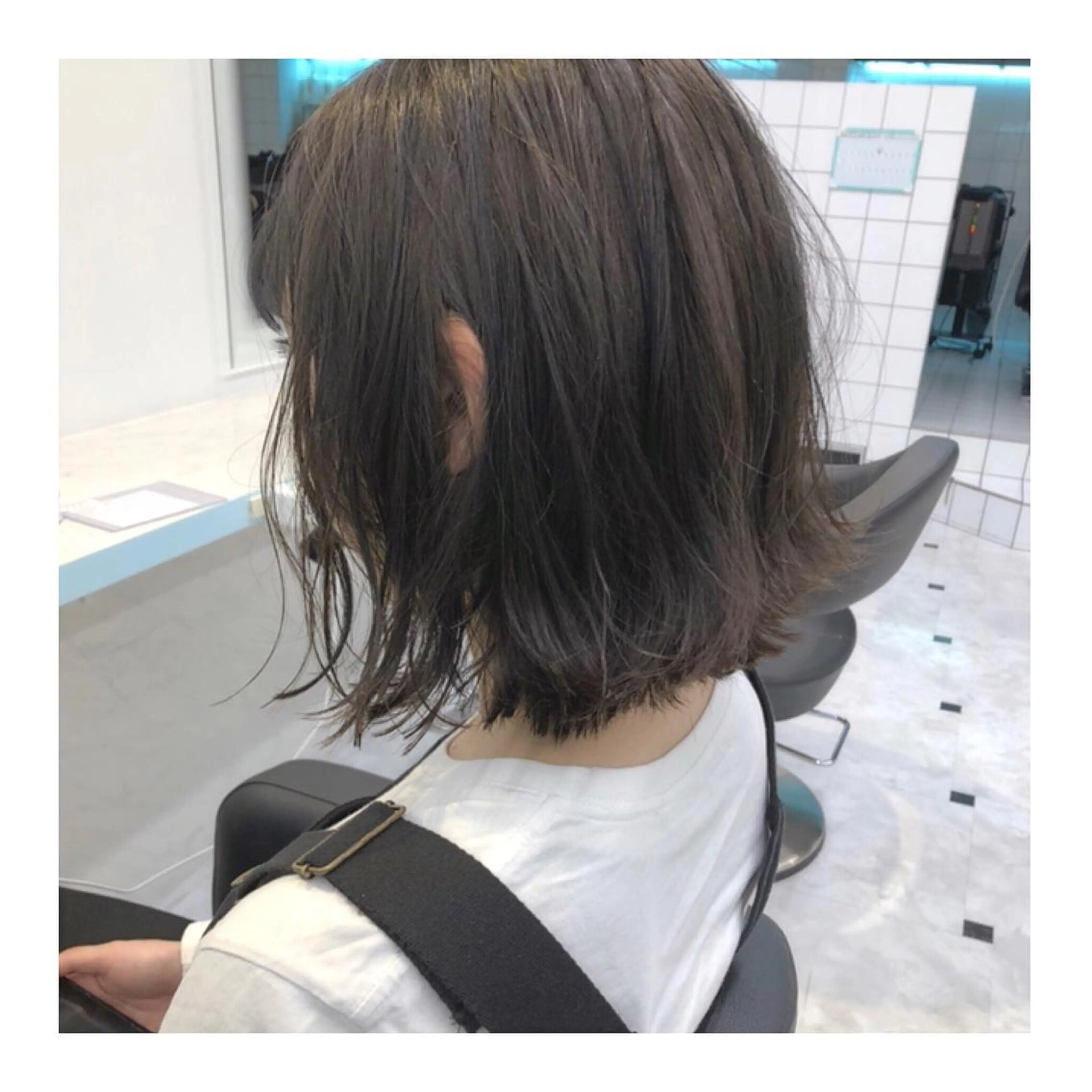 ショート カラー ブルーカラー ブルージュ ネイビーカラー カット ヘアカラー ハイトーン特化🌟 仲川和人のヘアスタイル