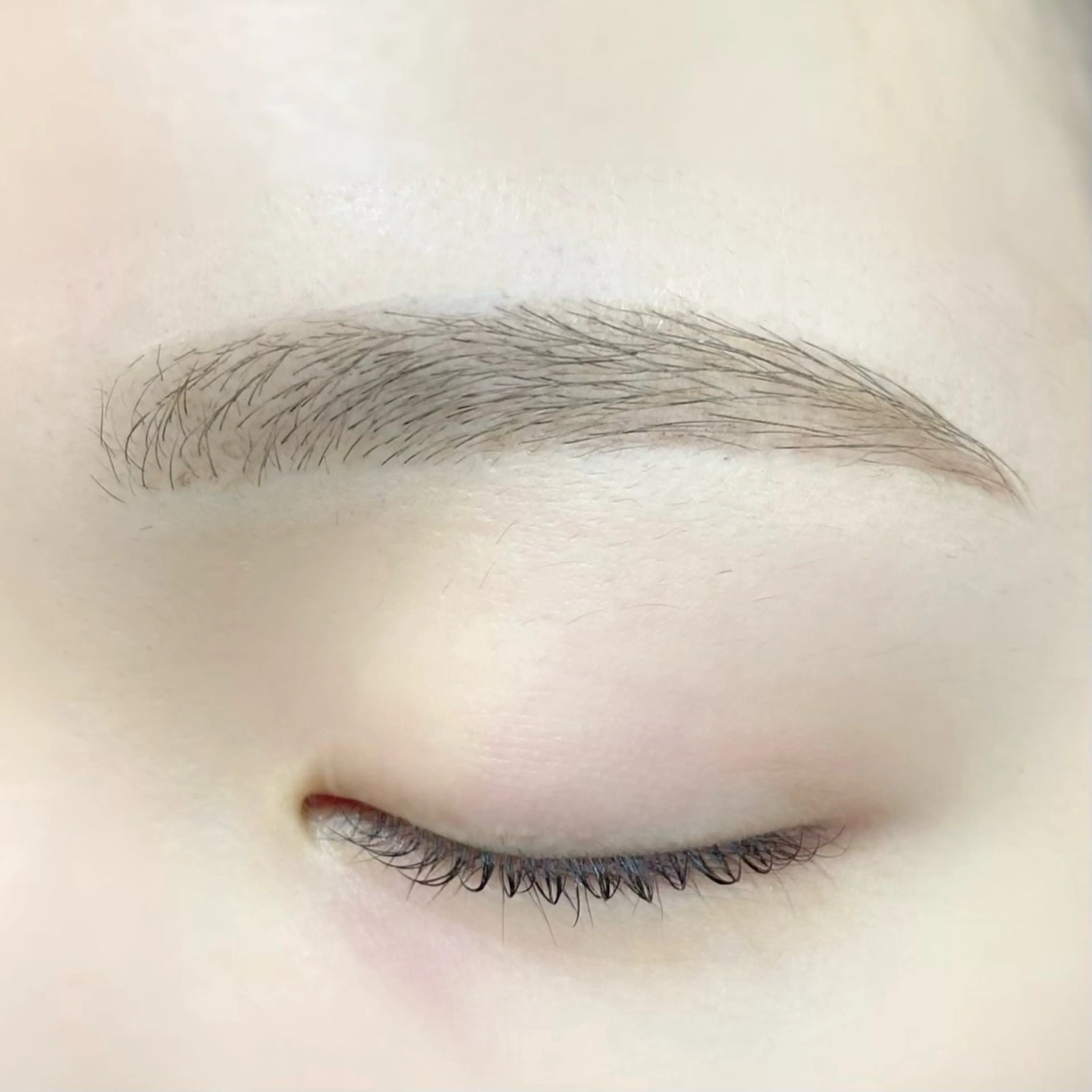 アイブロウ ワックス脱毛 眉カット APUU本八幡byANGELIQUE所属・APUU本八幡 Hoshinoのマツエク・マツパデザイン