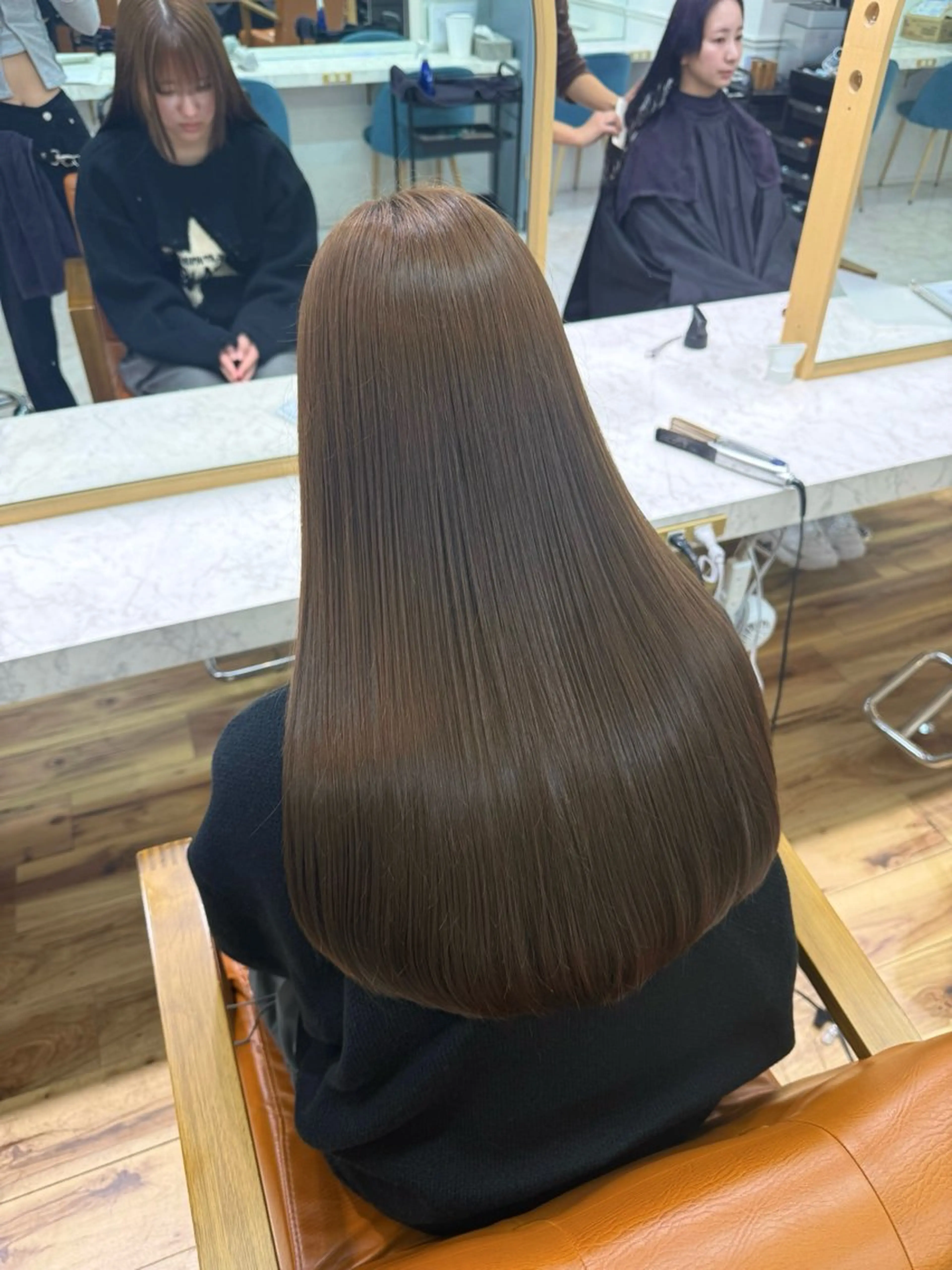 ロング 木村 咲花のヘアスタイル