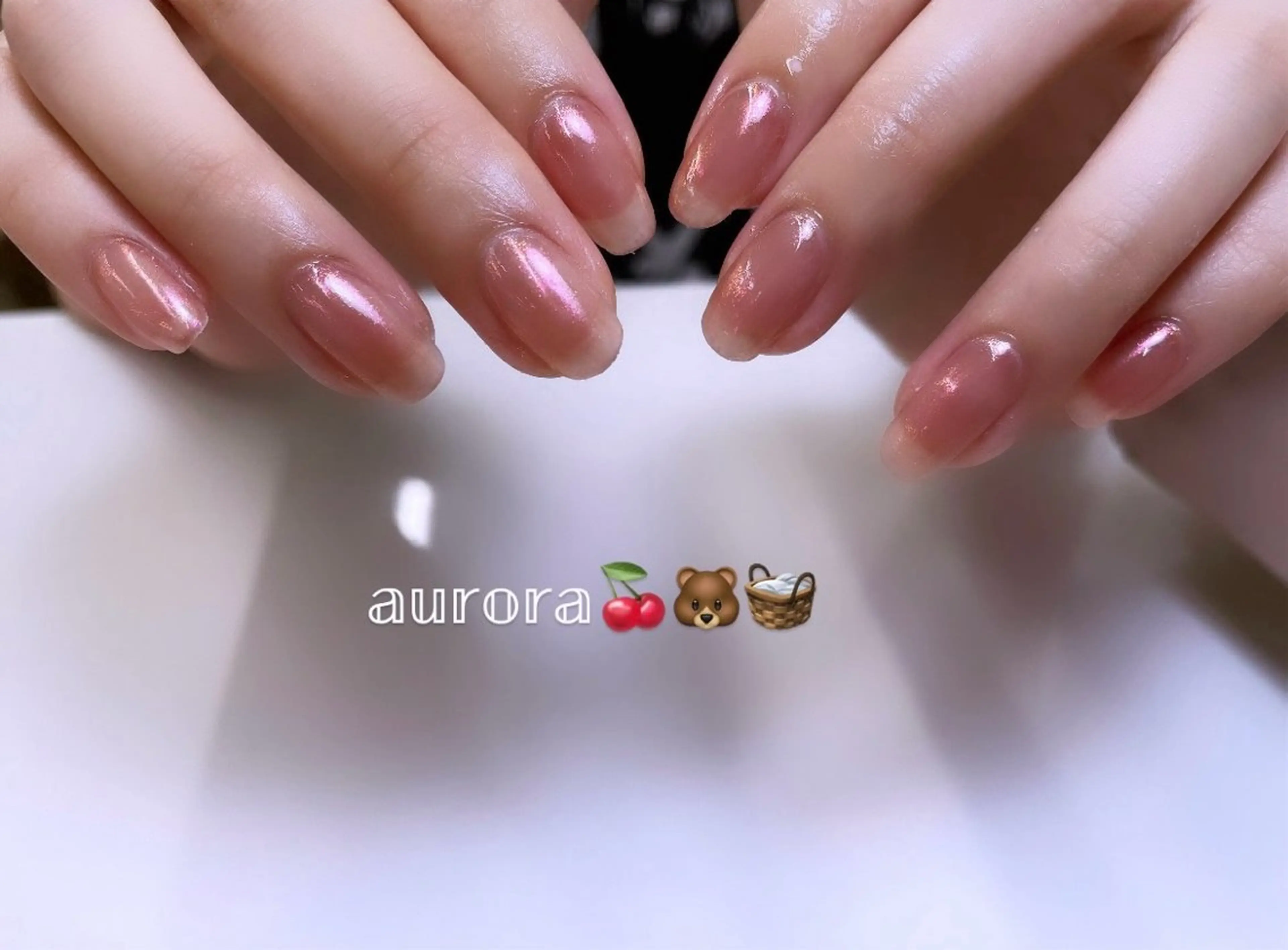 ネイル オーロラネイル ブラウン ピンク 赤色 Mellow【メロー】by Cherie la mer 船橋店所属・jrネイリスト モチヅキのネイルデザイン