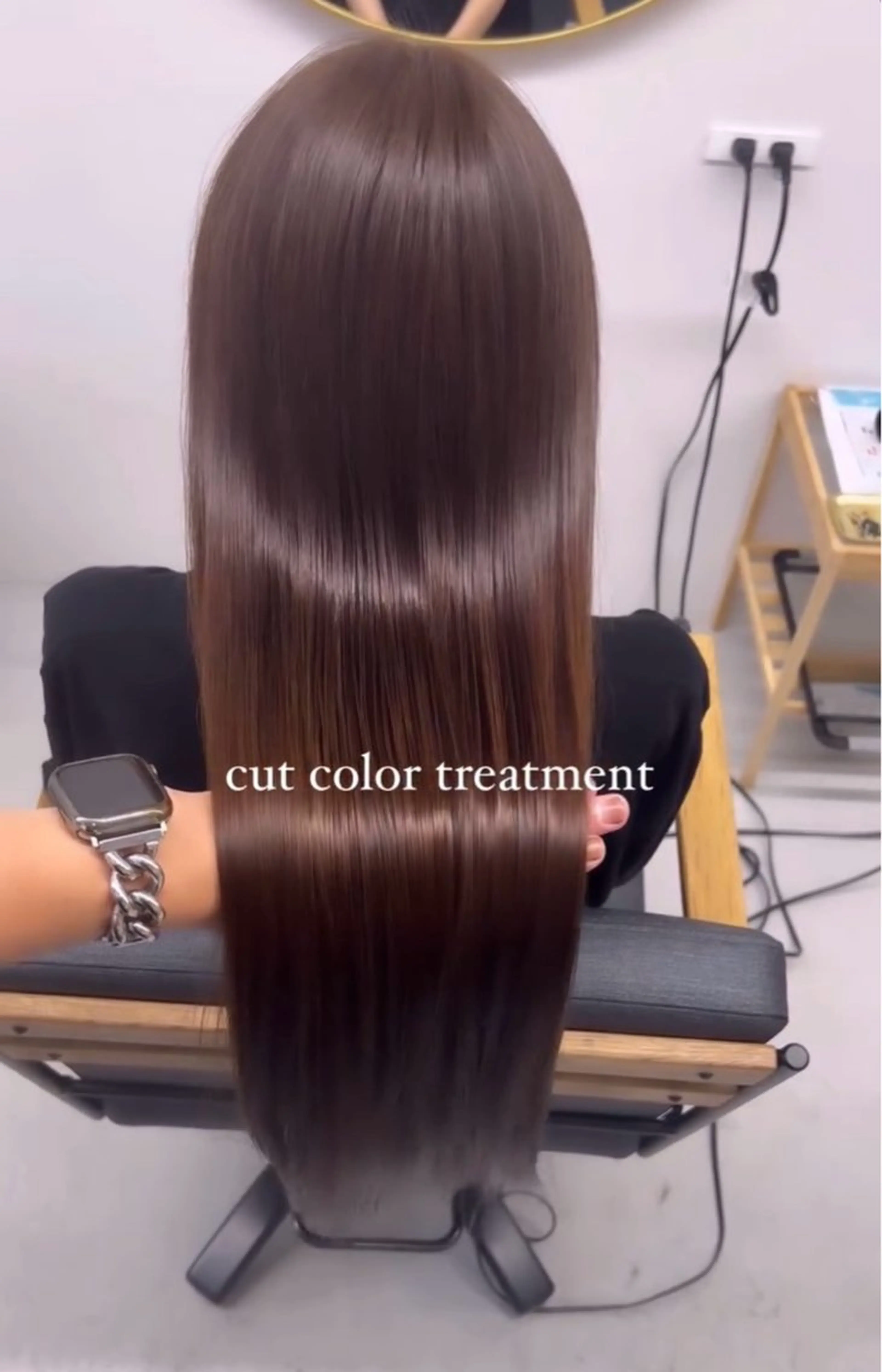 ロング カラー ブリーチ 髪質改善 トリートメント カット ヘアカラー トリートメント tre/e'所属・橋本 昇平のヘアスタイル