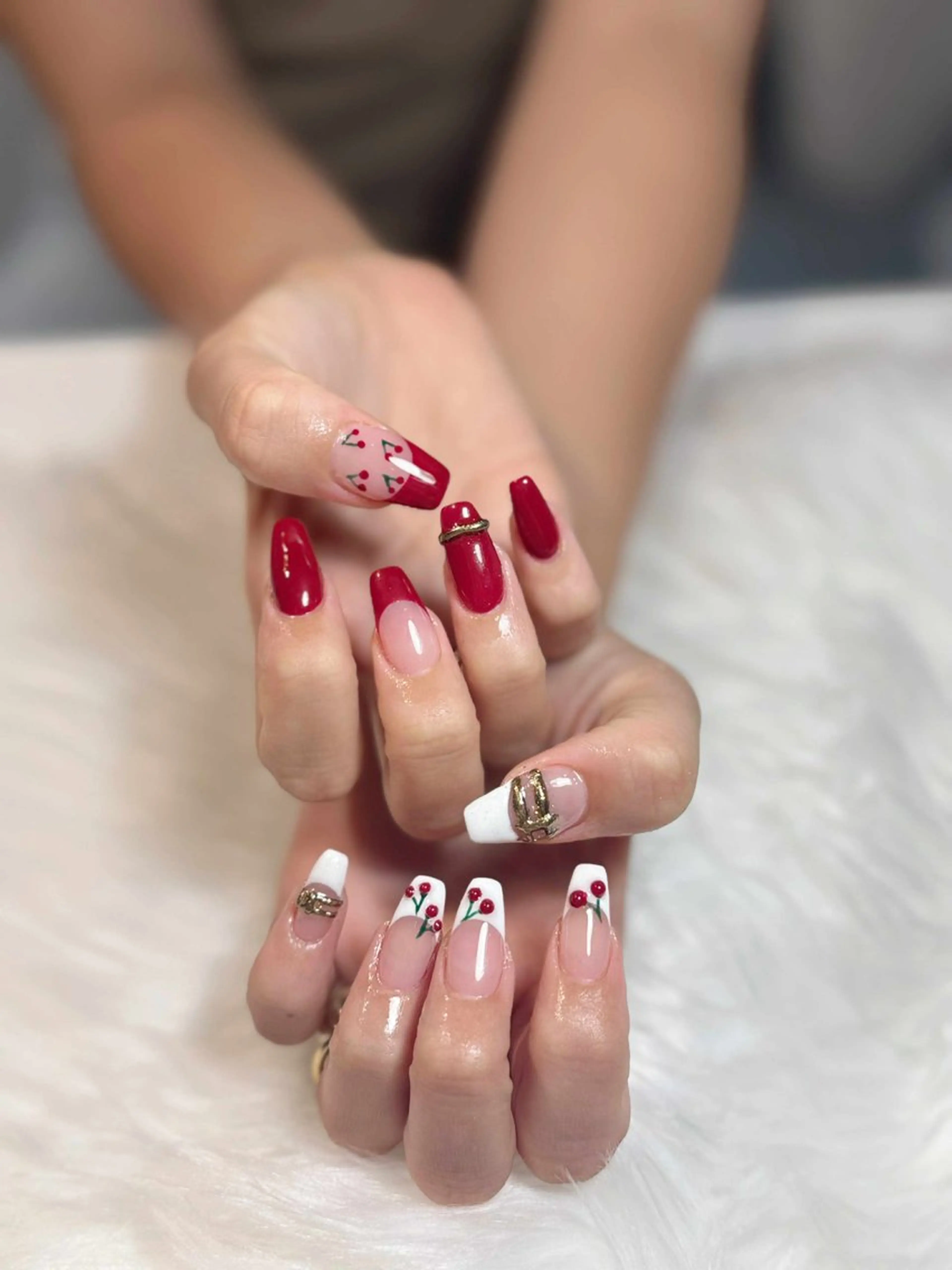 ネイル オーロラネイル チークネイル フットネイル フレンチネイル ジェルネイル ハンドネイル Nichi Nailsのネイルデザイン