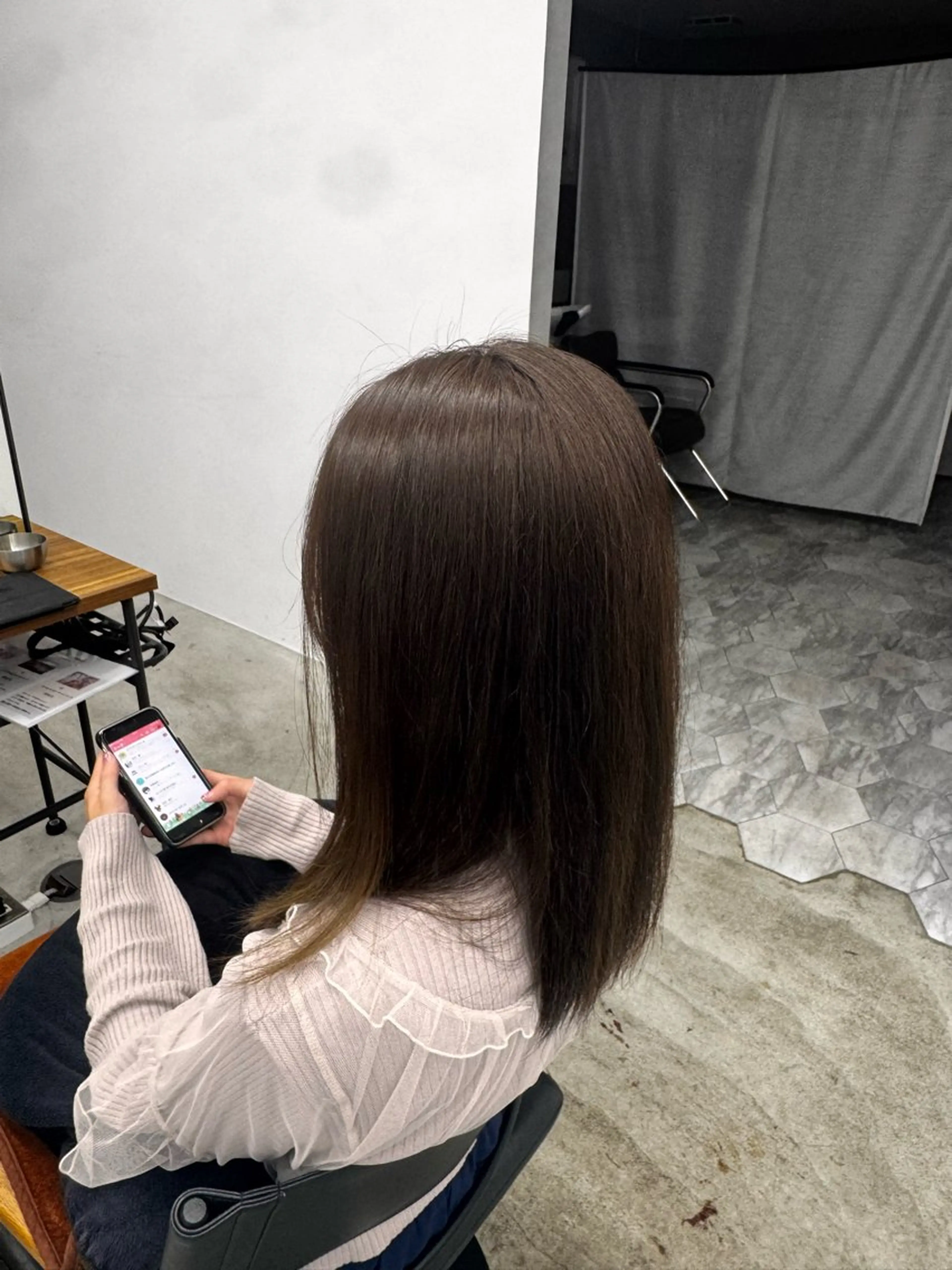 セミロング カラー 山田 はるむのヘアスタイル