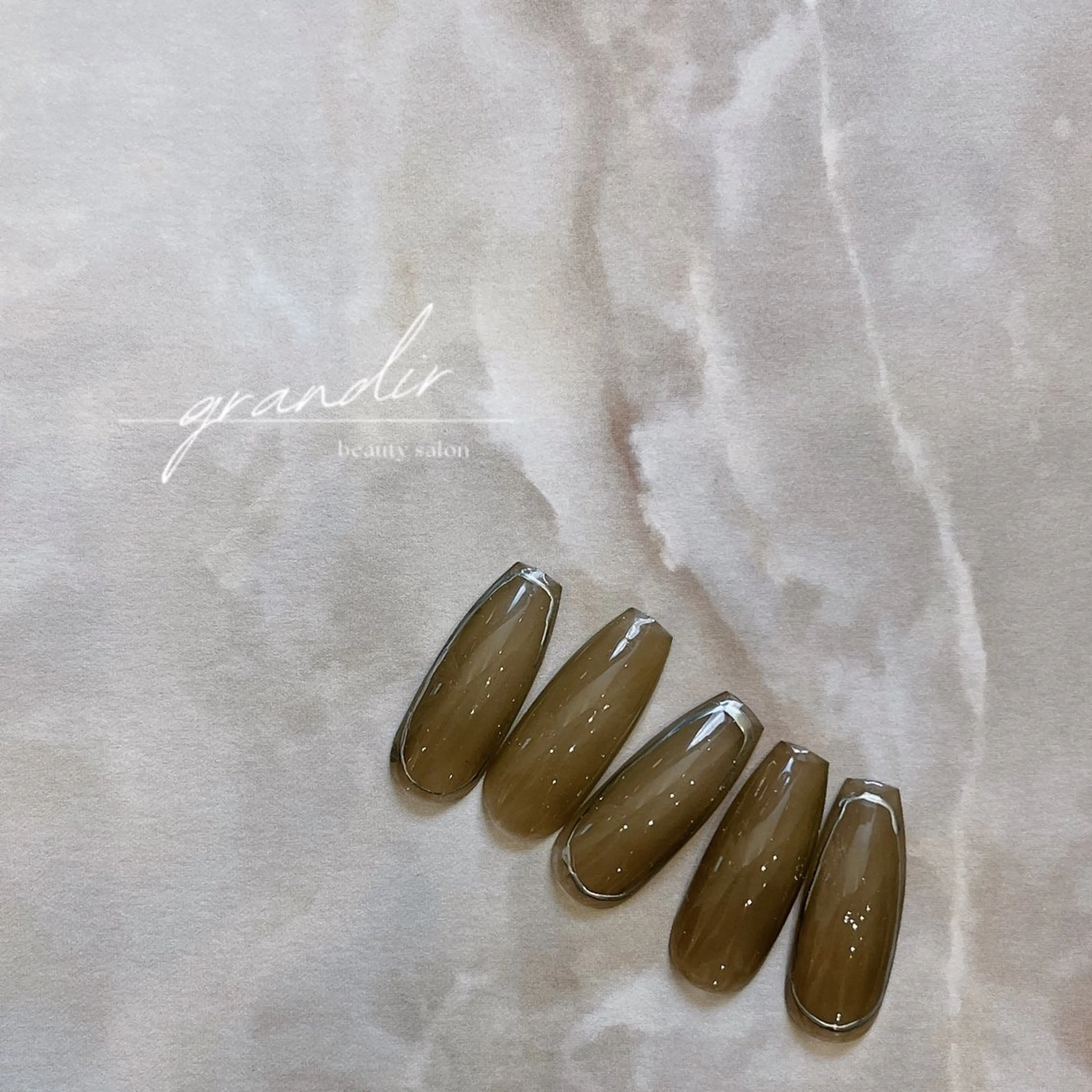 ネイル grandir所属・grandir🦋 MOMOKAのネイルデザイン