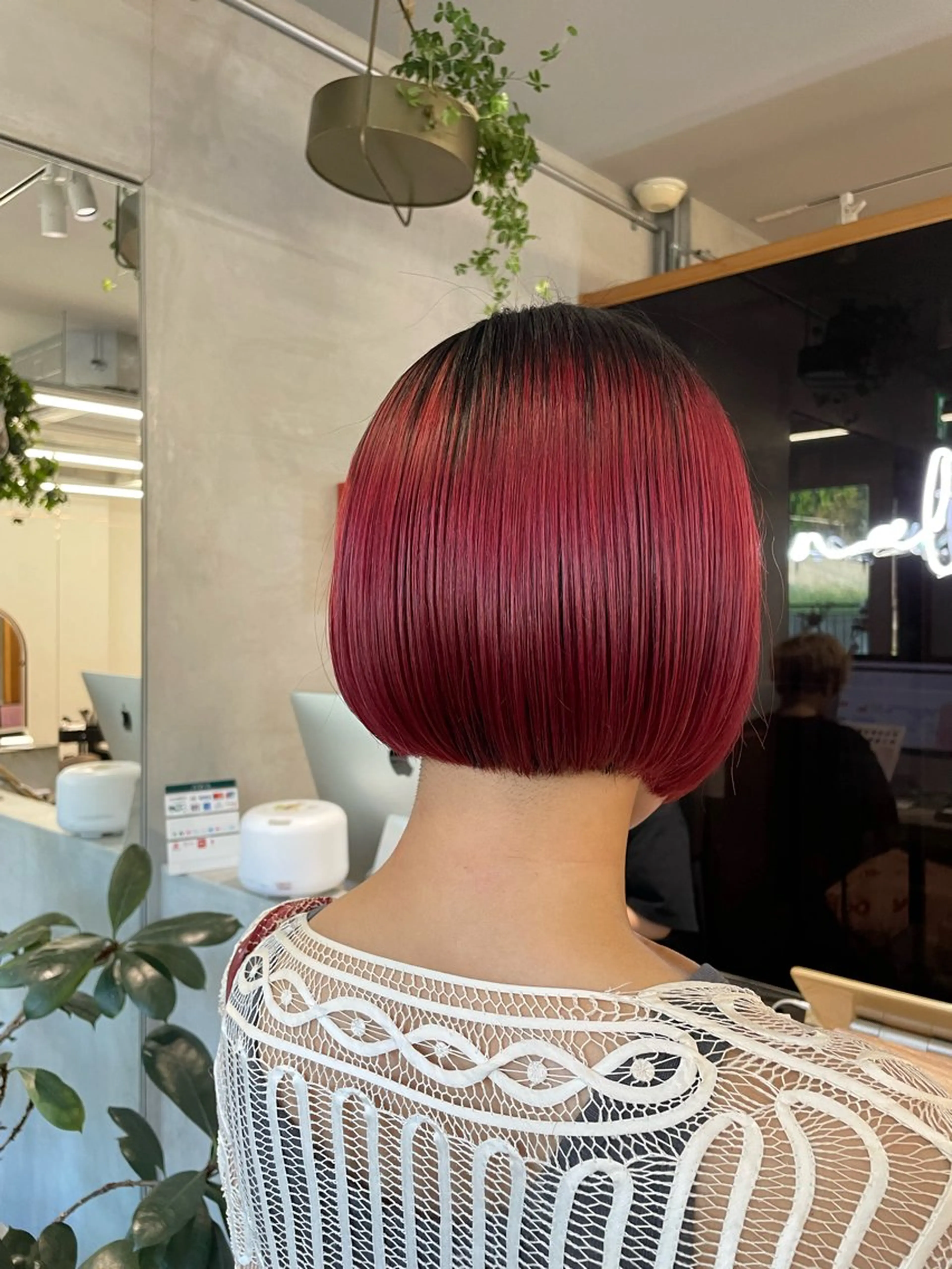 カラー 鶴井 美空のヘアスタイル