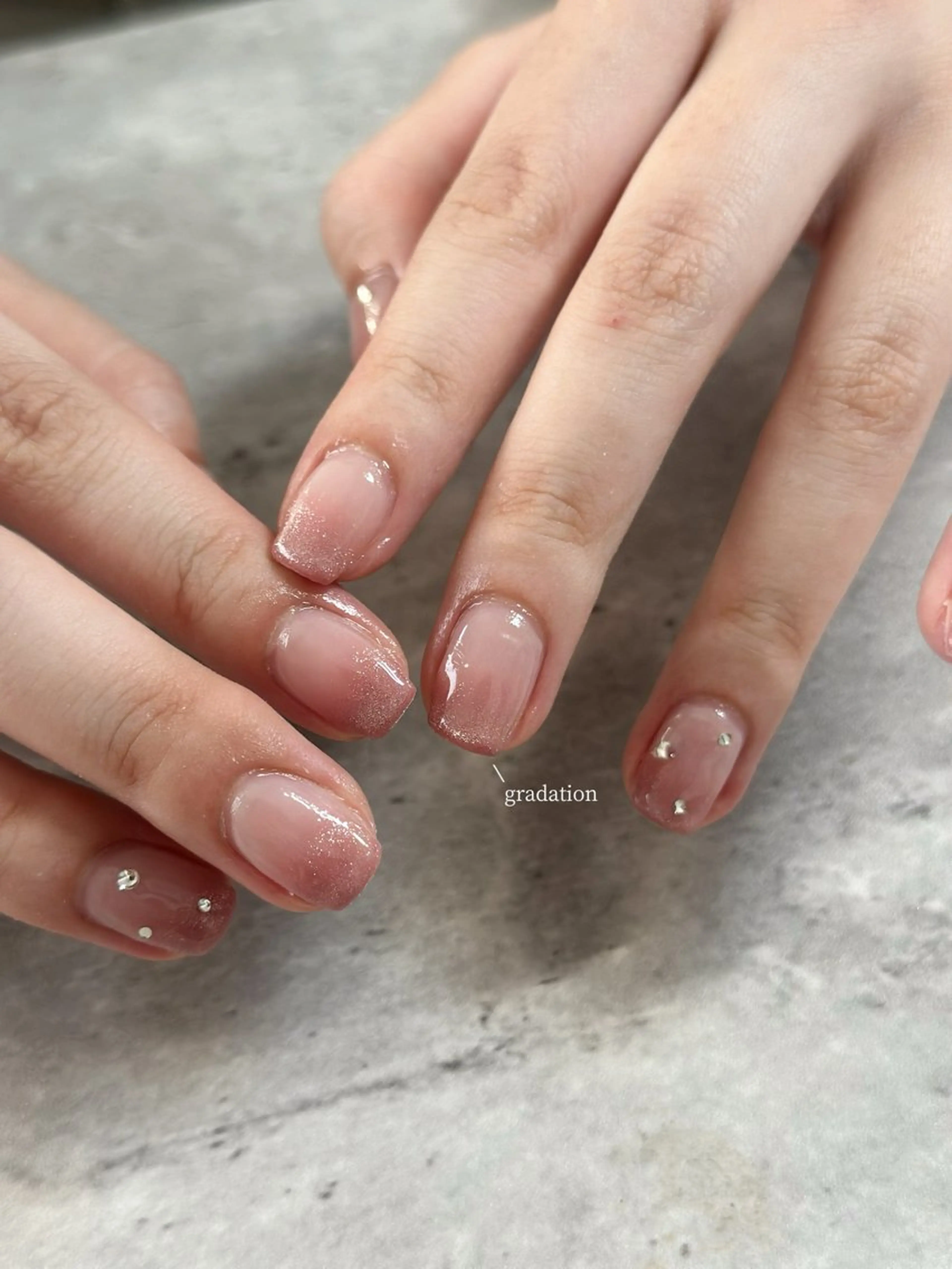 ネイル ハンドネイル One's Nail Roomのネイルデザイン